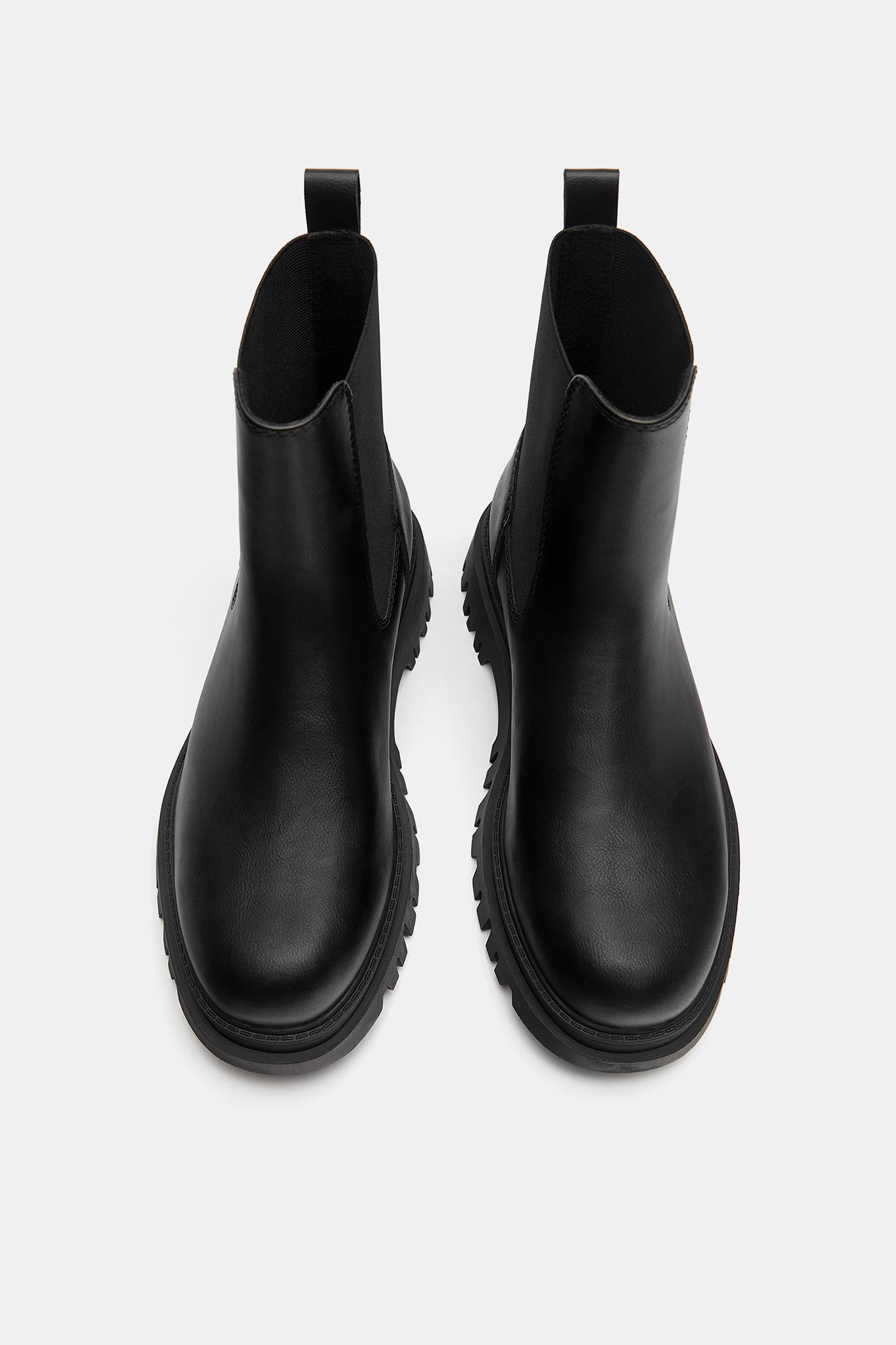 Lined Chelsea boots — Black