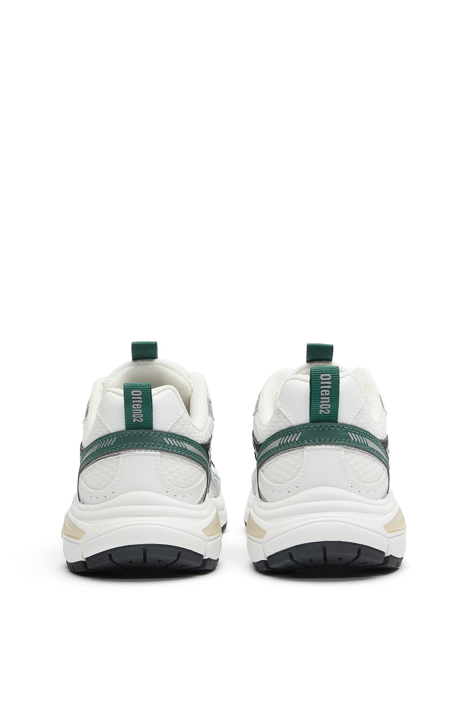 Often 02 trainers — White