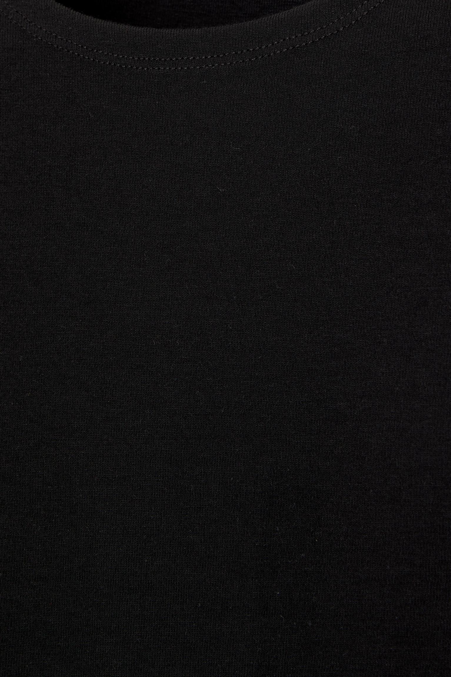 Fitted short sleeve T-shirt — Black