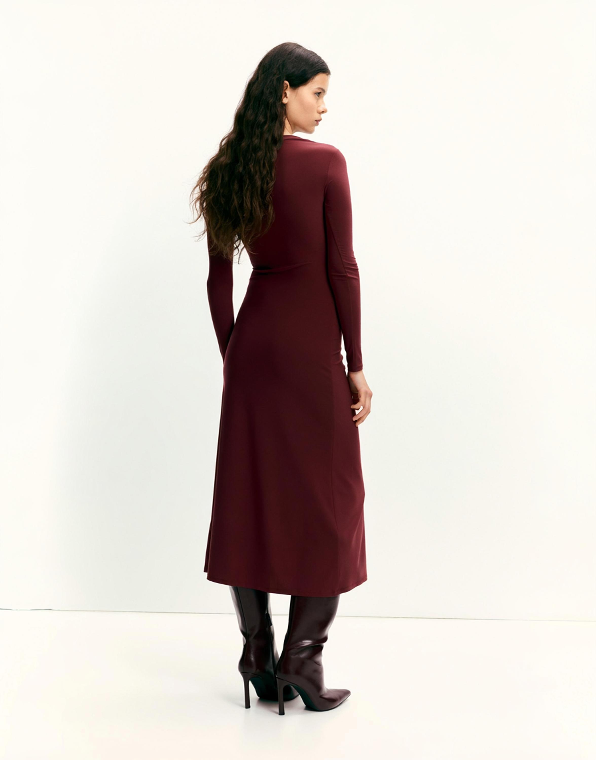 Drape detaylı yumuşak midi elbise - Görsel 23