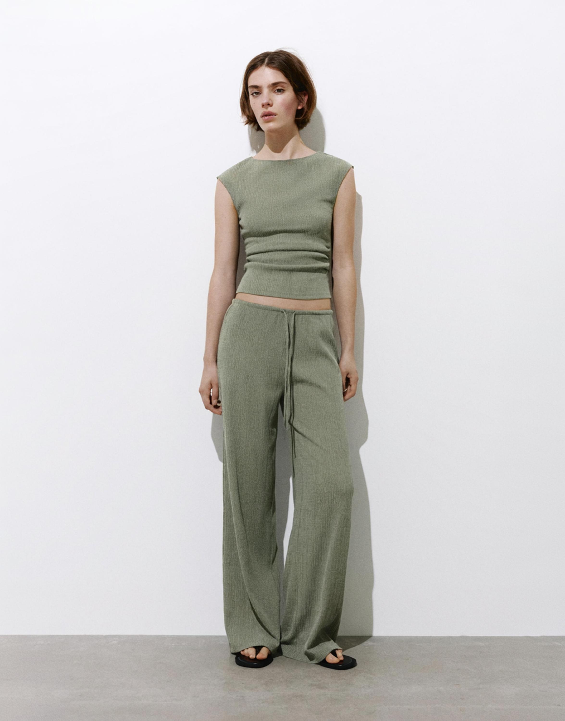 Wide-leg crepe trousers — Khaki