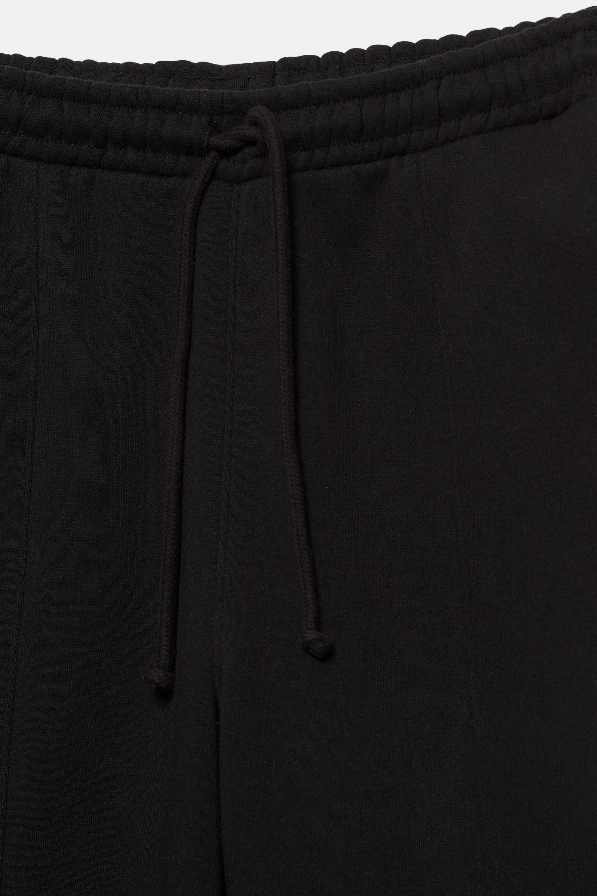 Paçalı eşofman altı