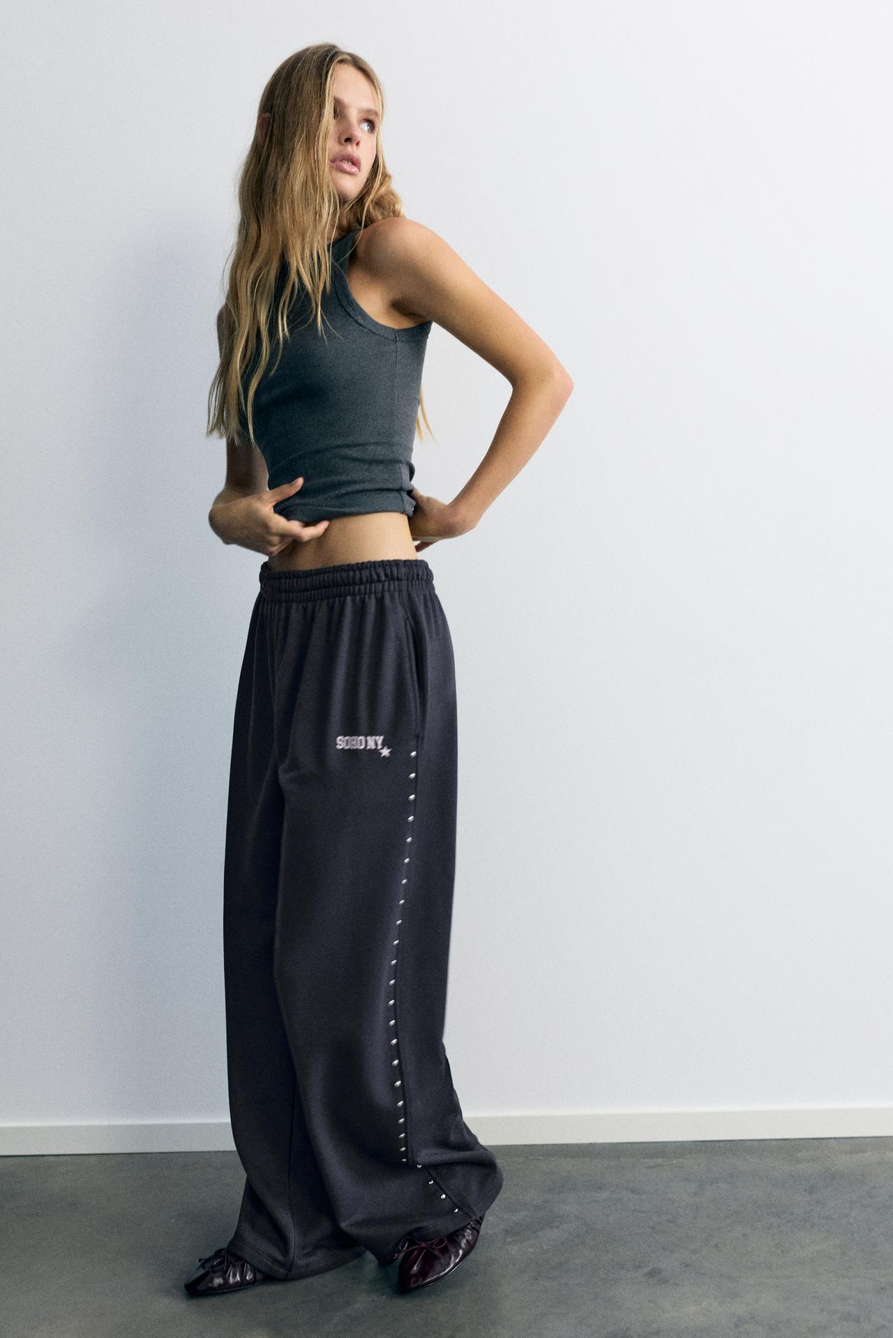 Studded joggers — Dark grey