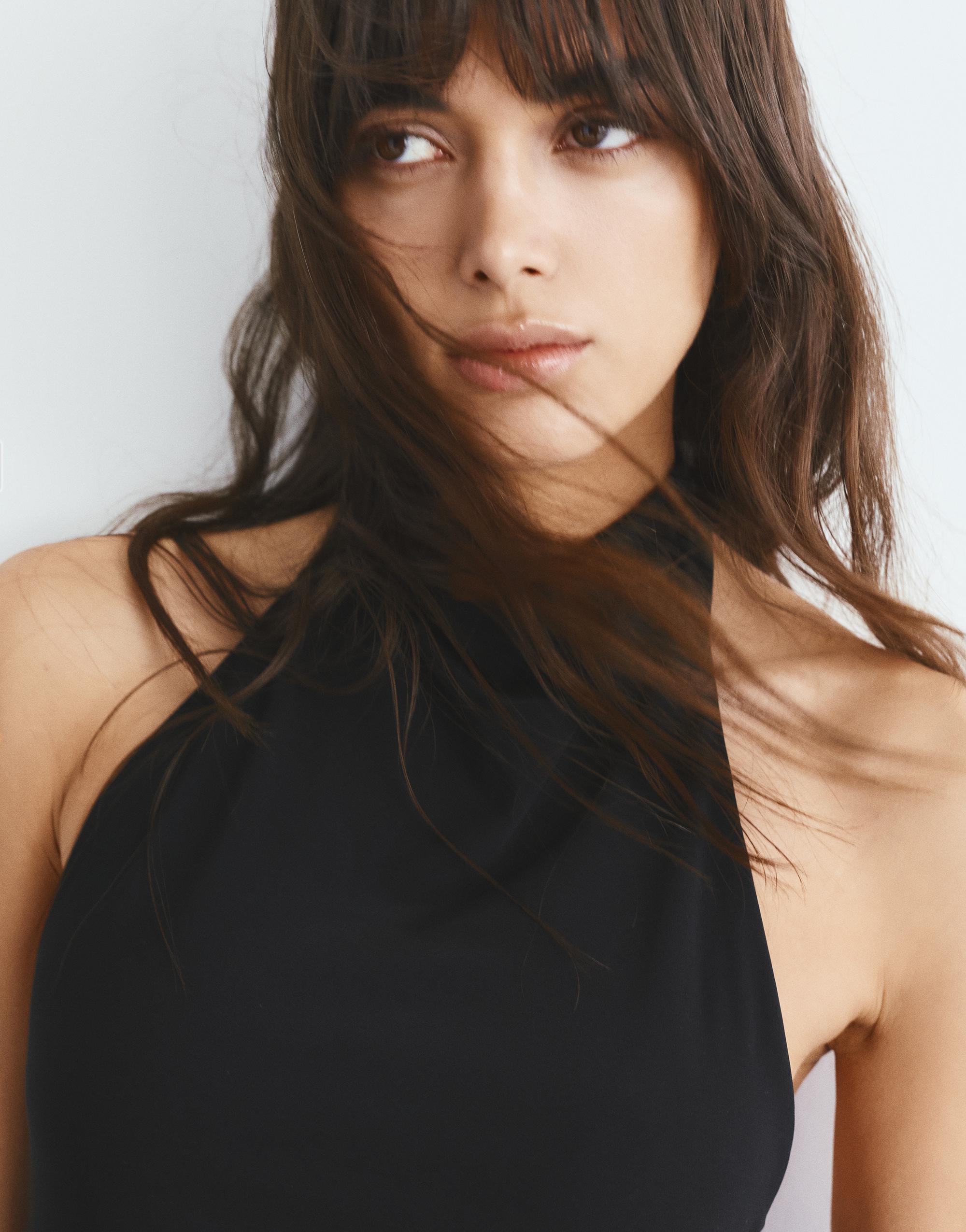 Short halter dress — Black