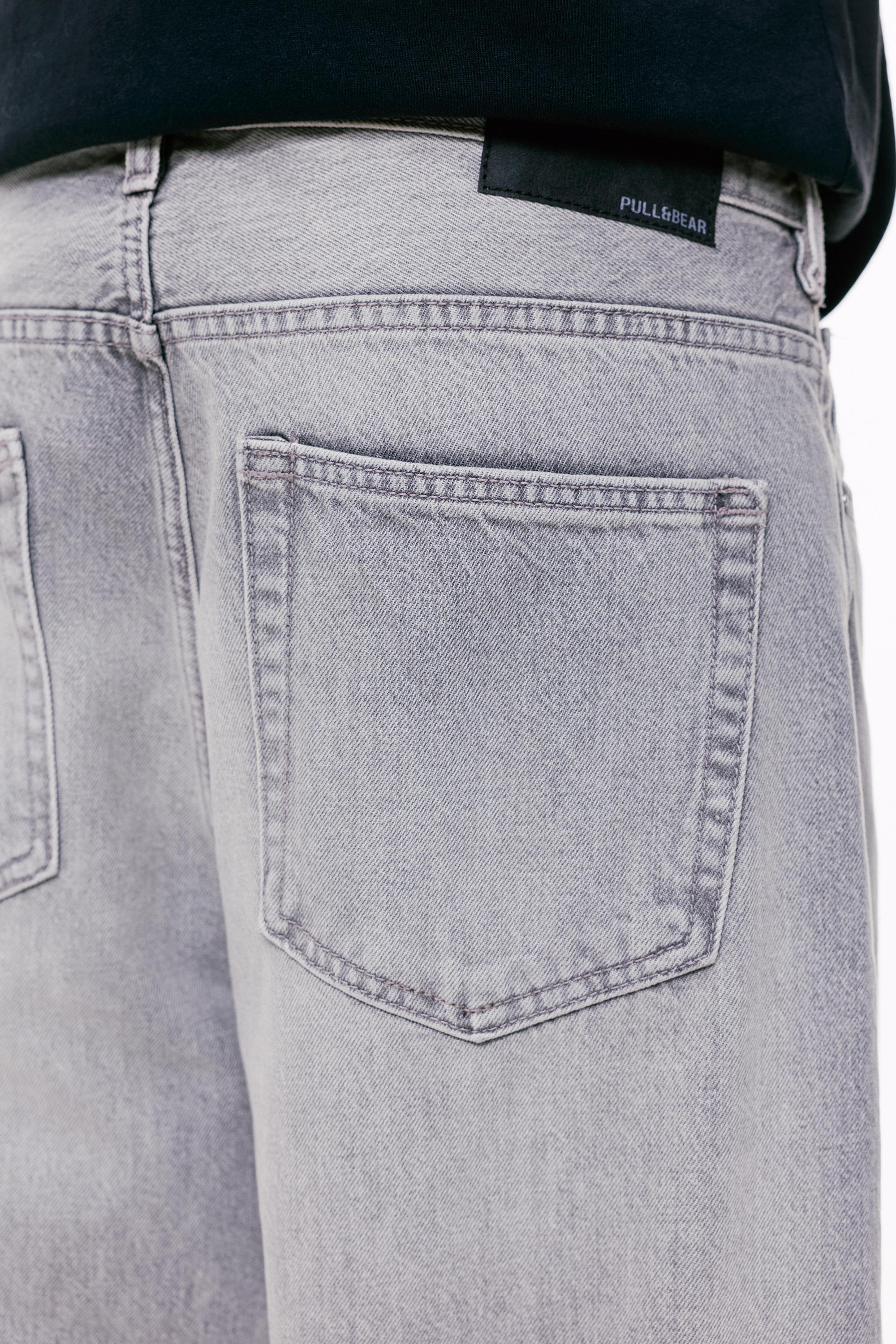 Baggy jeans — Pale grey