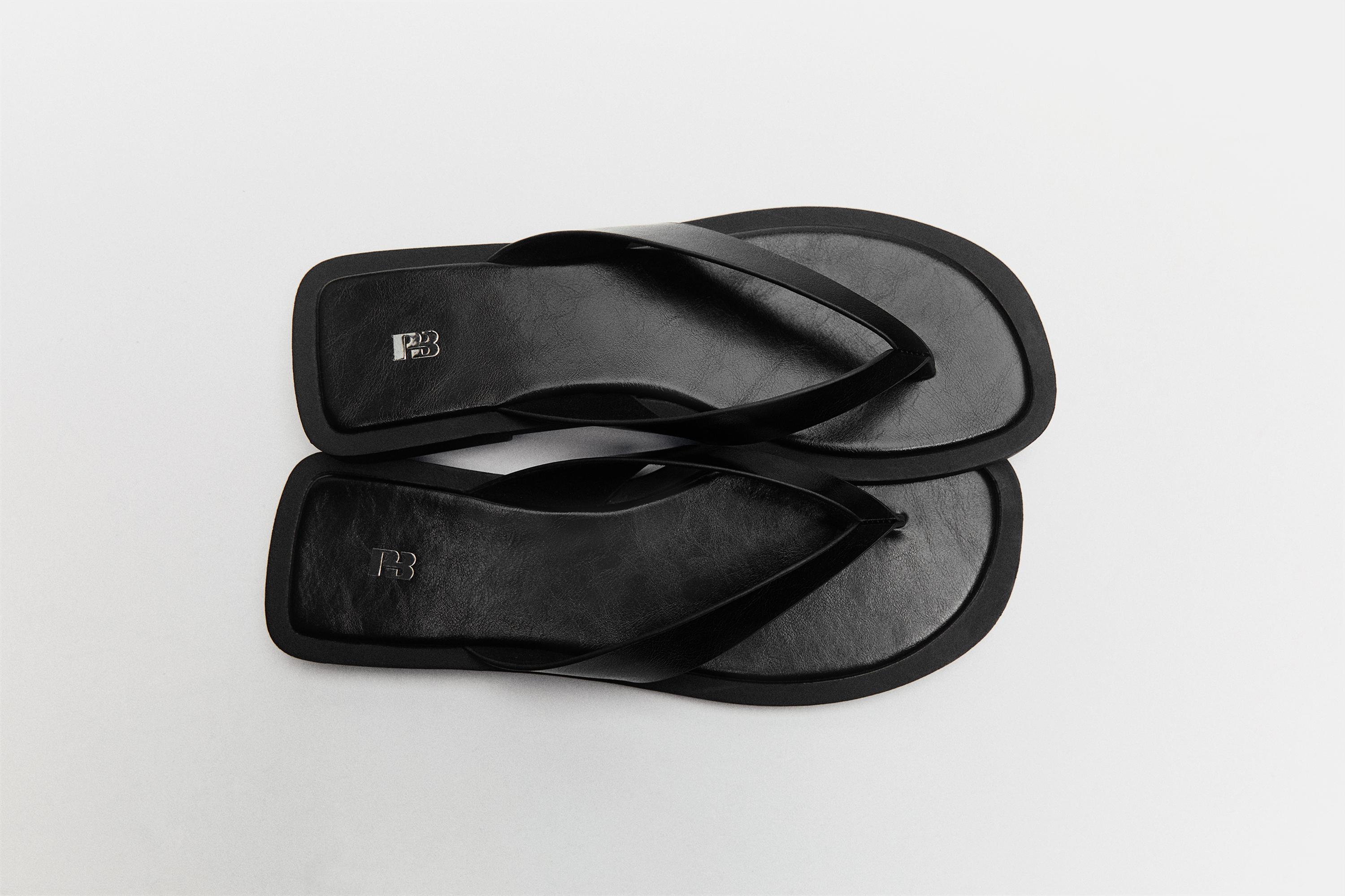 Flat strappy sandals — Black