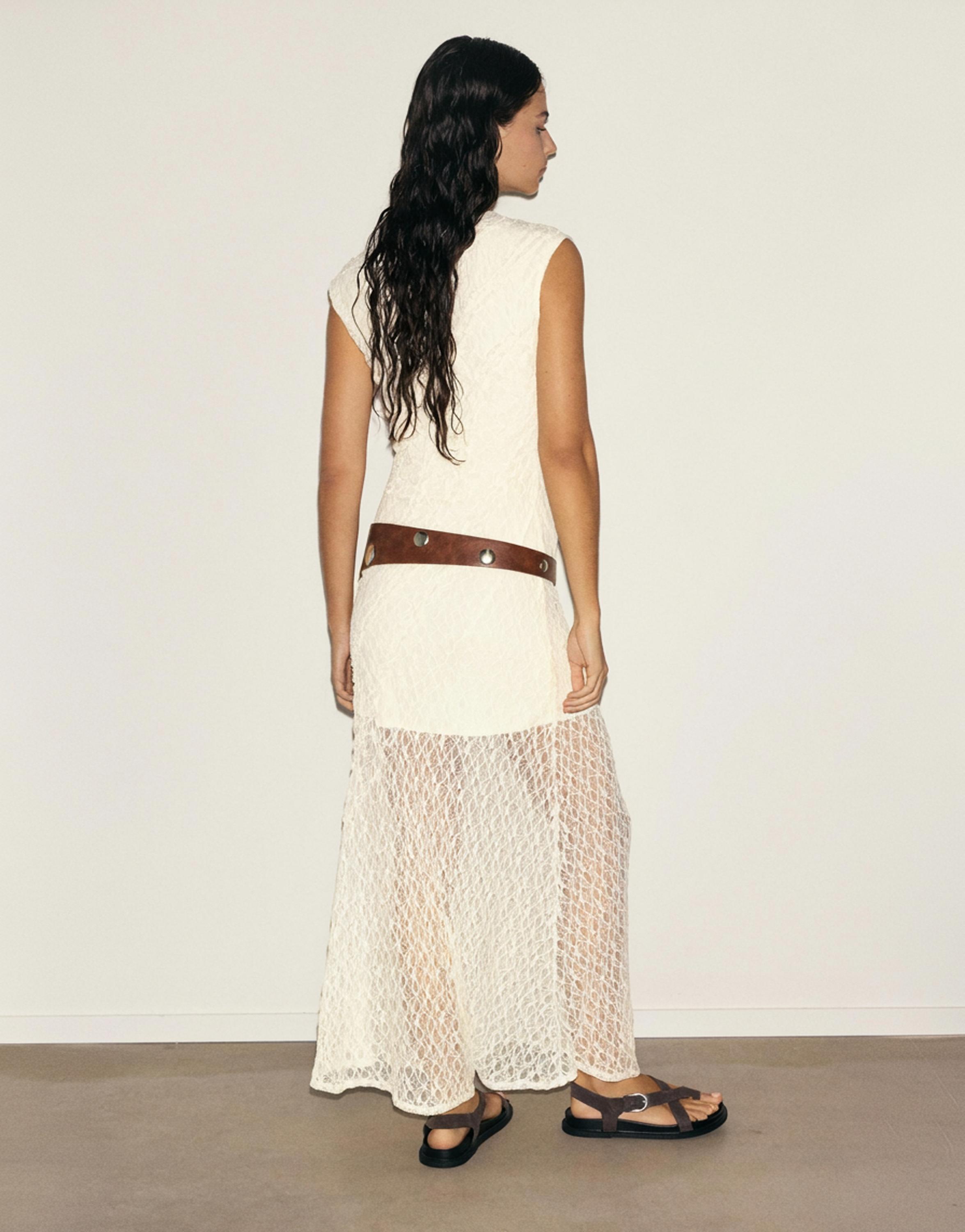 Fitted lace midi dress — Ecru