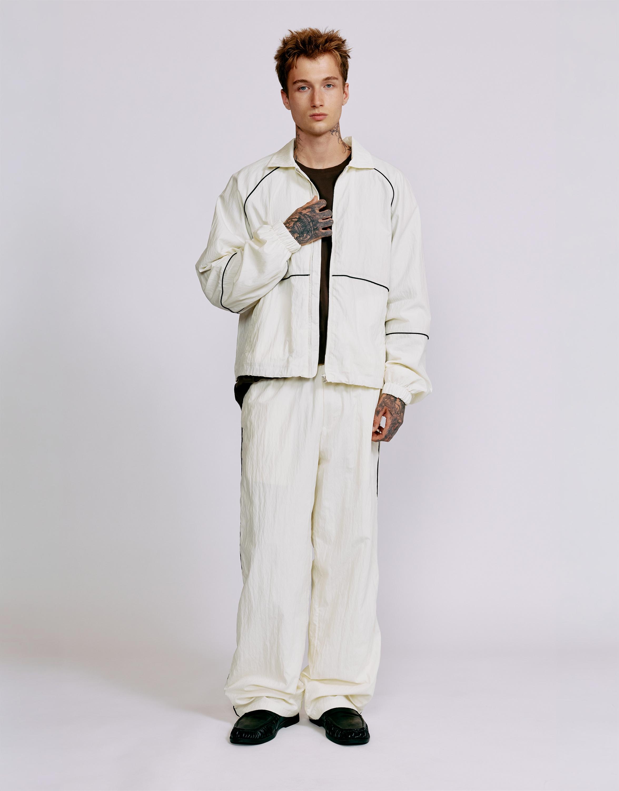 Lightweight contrast stitch joggers — Off white