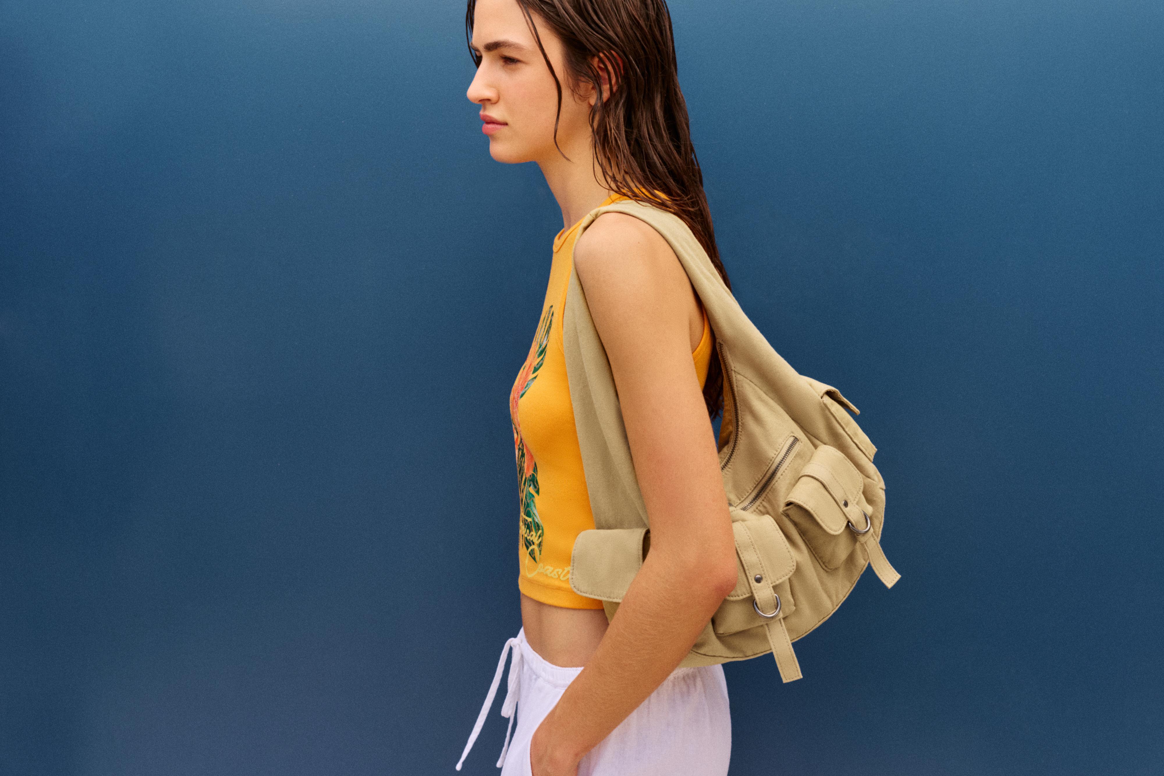 Multi-pocket shoulder bag — Mustard