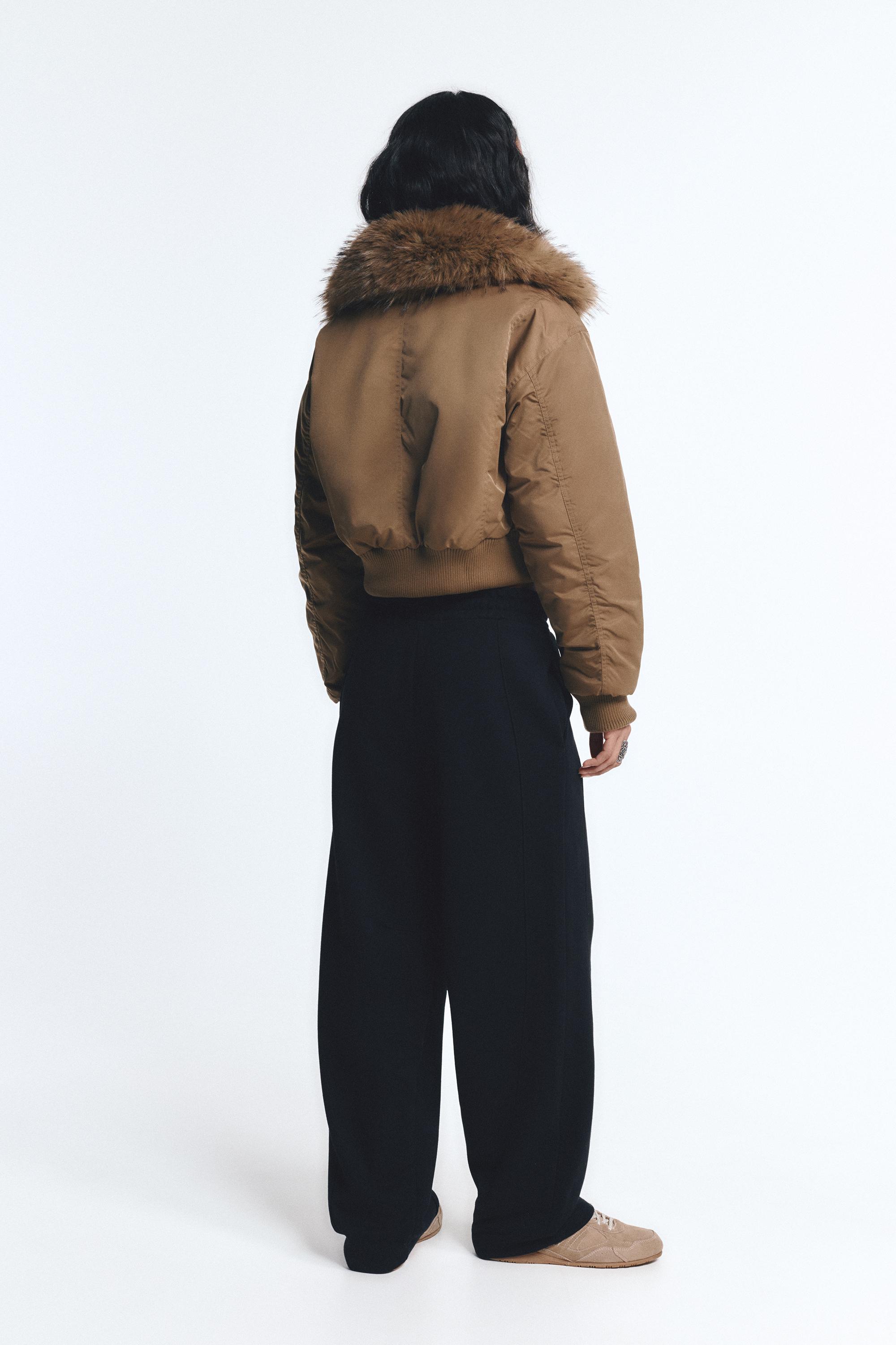 Barrel fit tracksuit trousers — Black