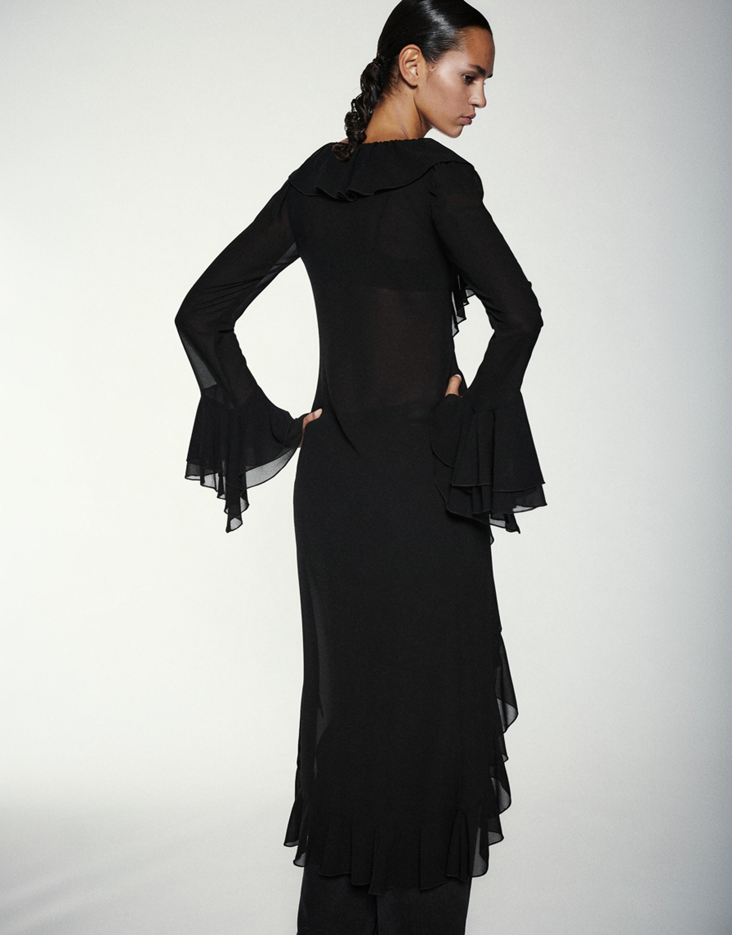 Long ruffle kimono — Black