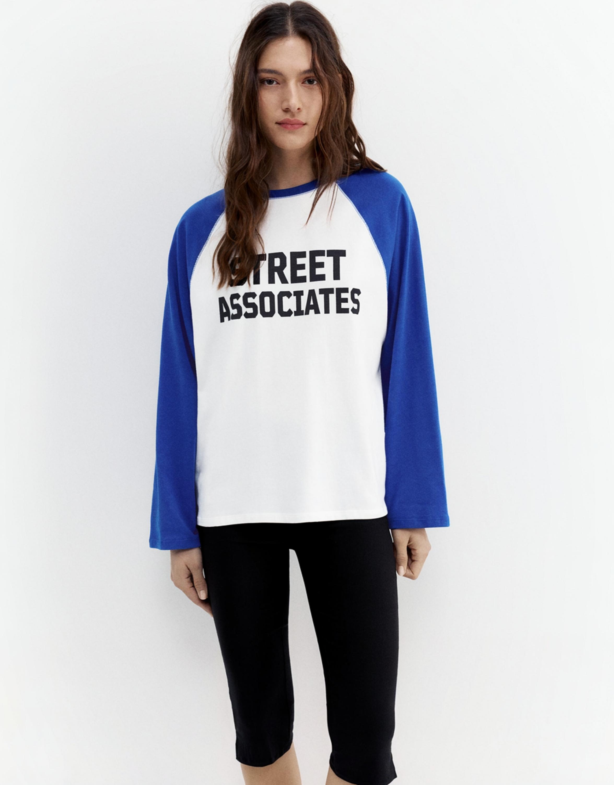 Grafik baskılı reglan kollu t-shirt - Görsel 6