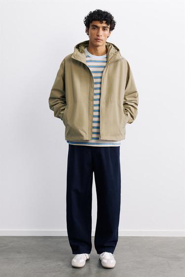 Lightweight hooded raincoat — Sand 4