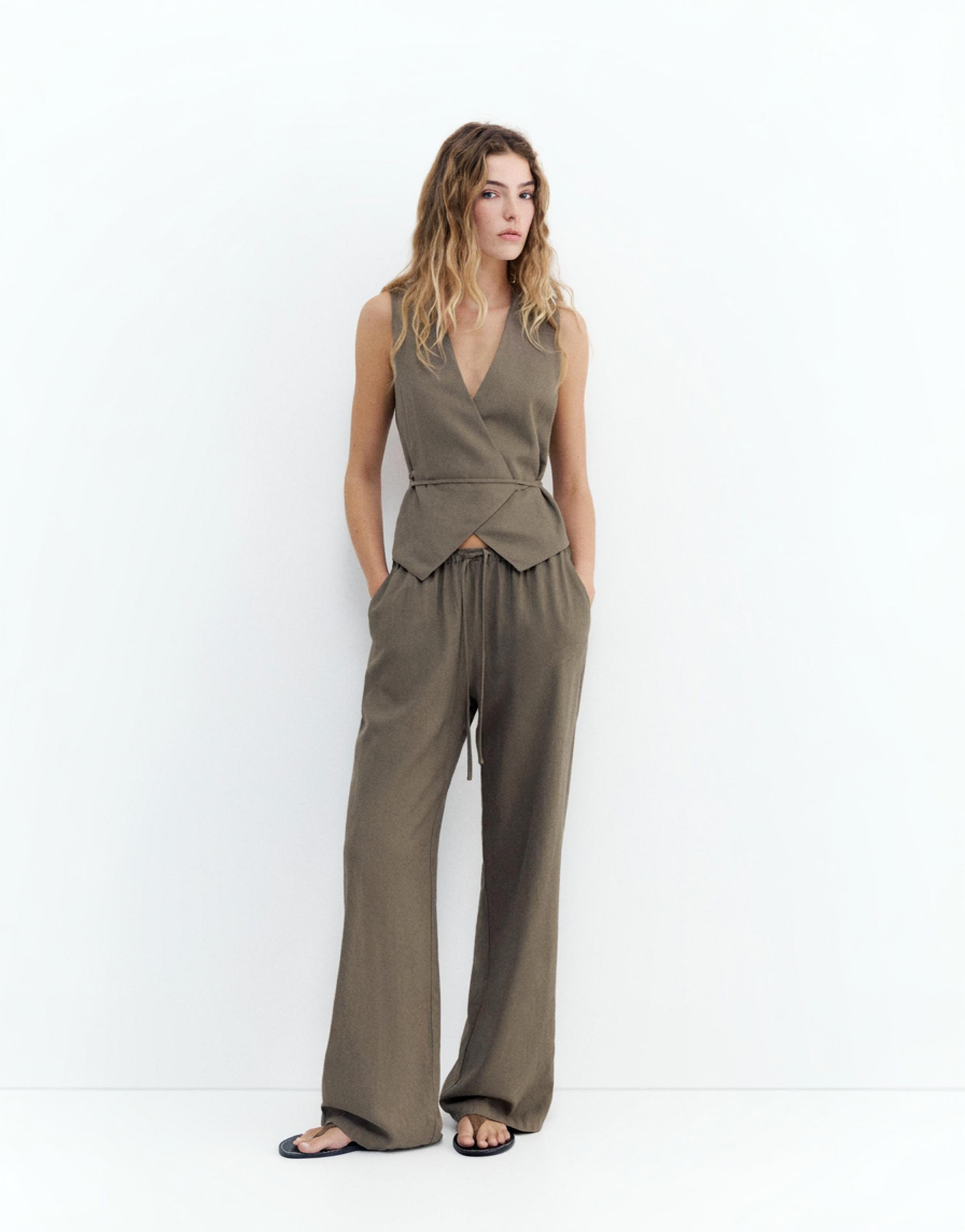 Flowy trousers with linen — Mole brown