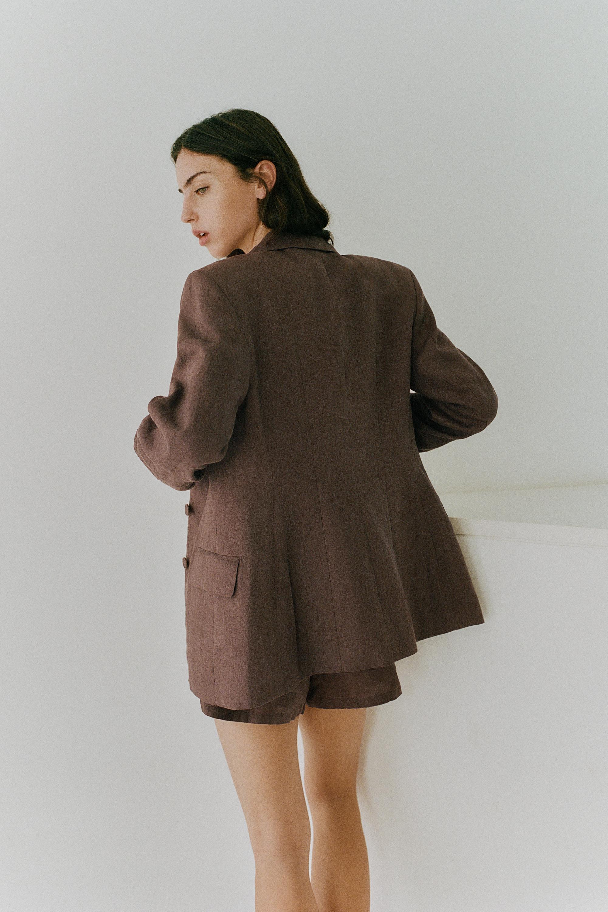 100% linen fitted blazer — Taupe