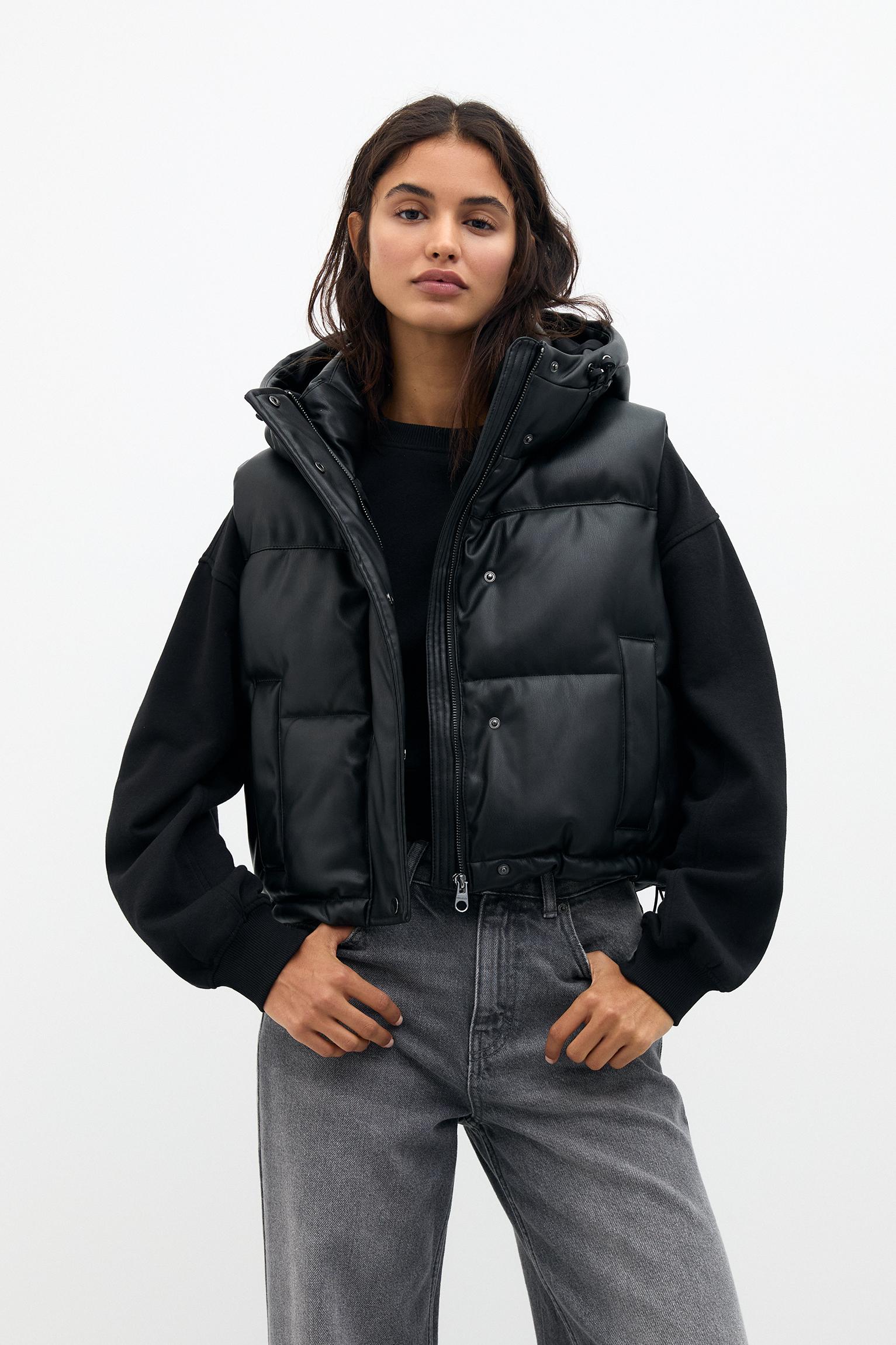 Pull and bear cropped puffer jacket online