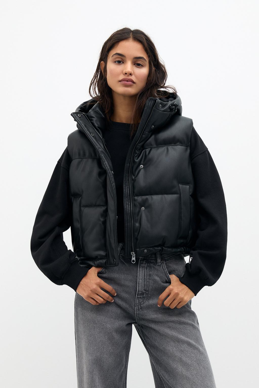 Gilet imbottito in finta pelle PULL&BEAR - Main Image
