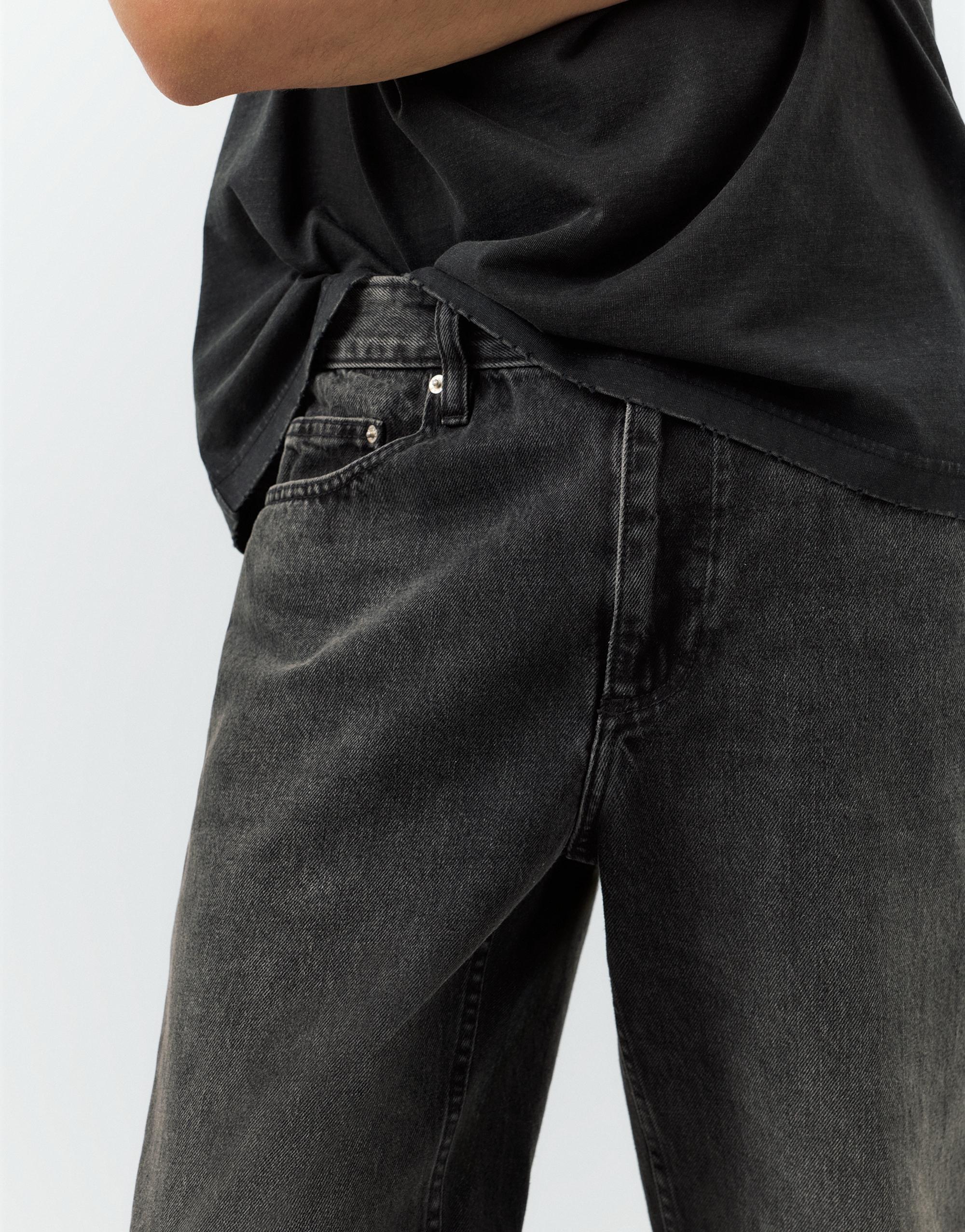 Straight-leg jeans — Black