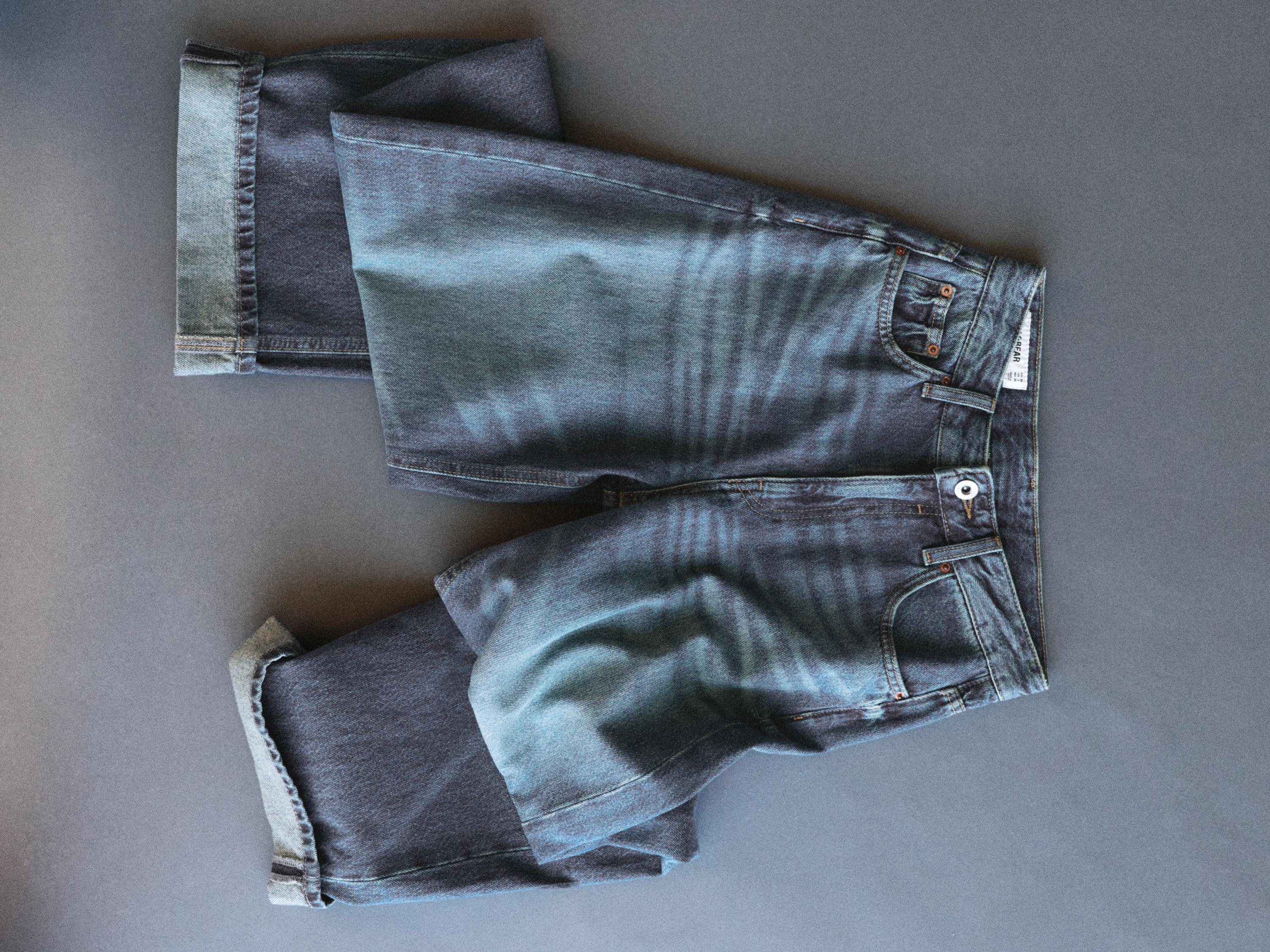 Balloon fit baggy jeans with turn-up hems — Dark blue