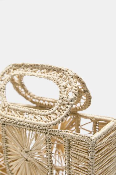 Square handbag — Beige 4