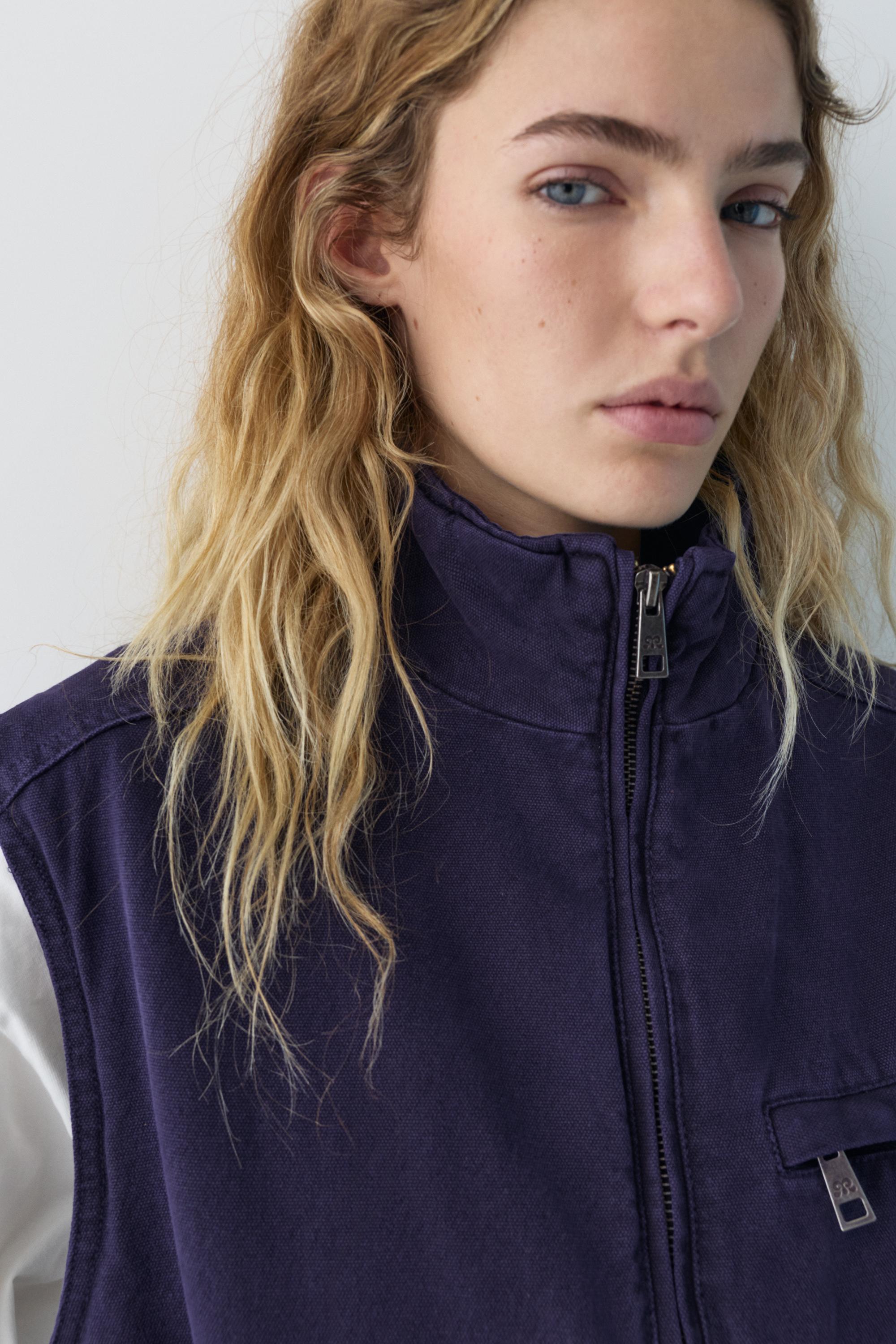 Quilted cotton vest — Navy