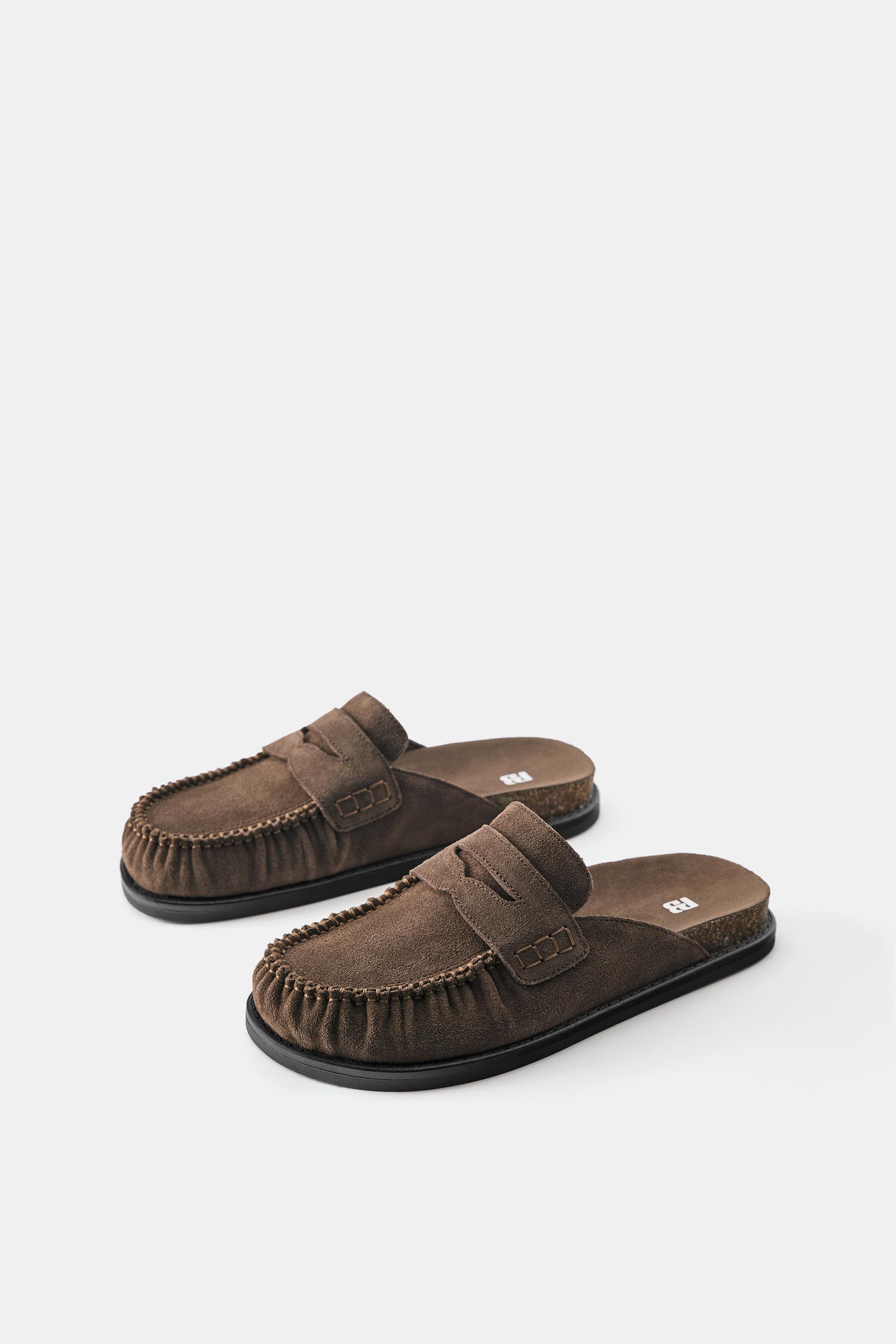 Gathered trim clogs — Brown