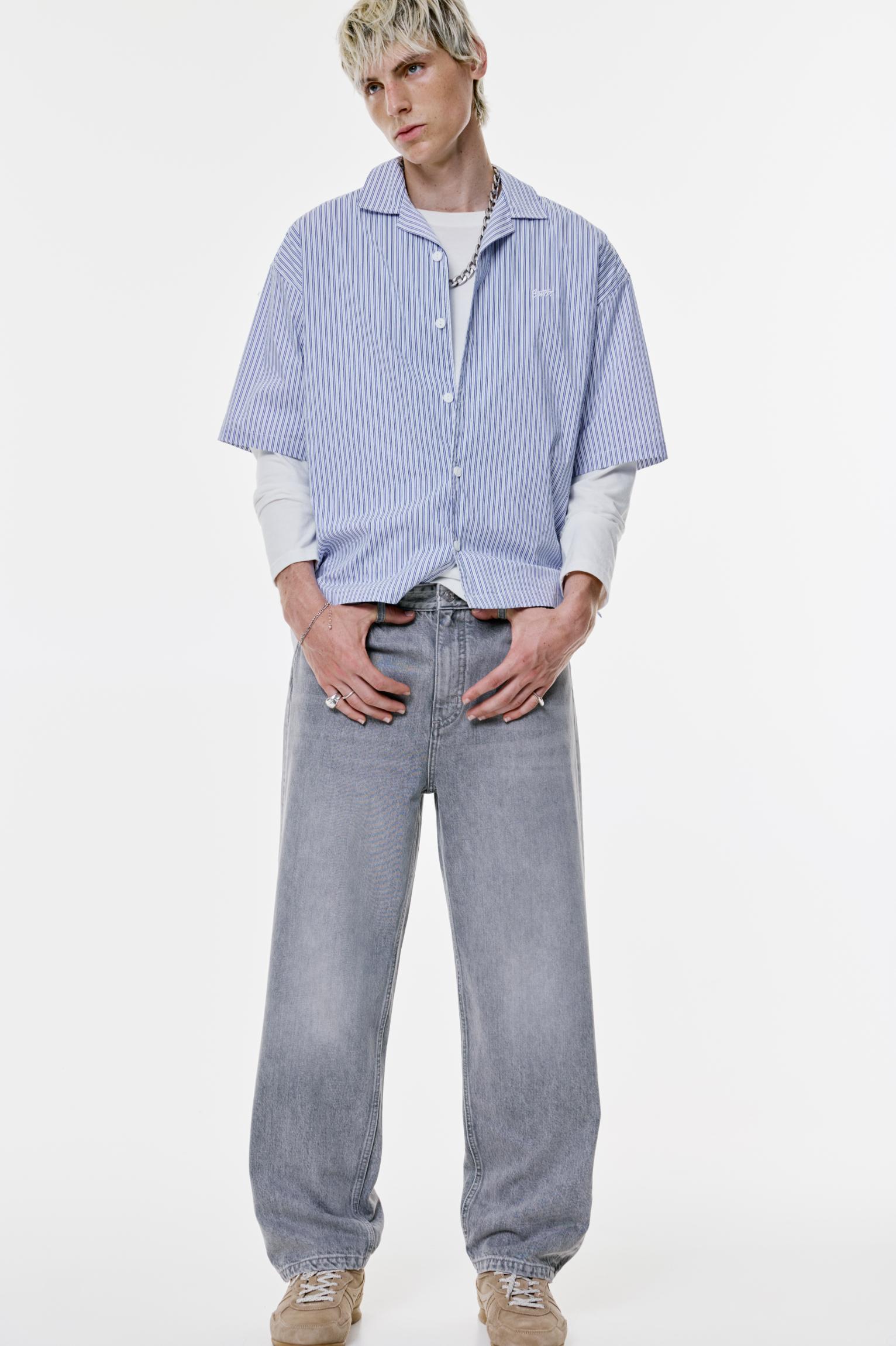 Baggy jeans — Pale grey