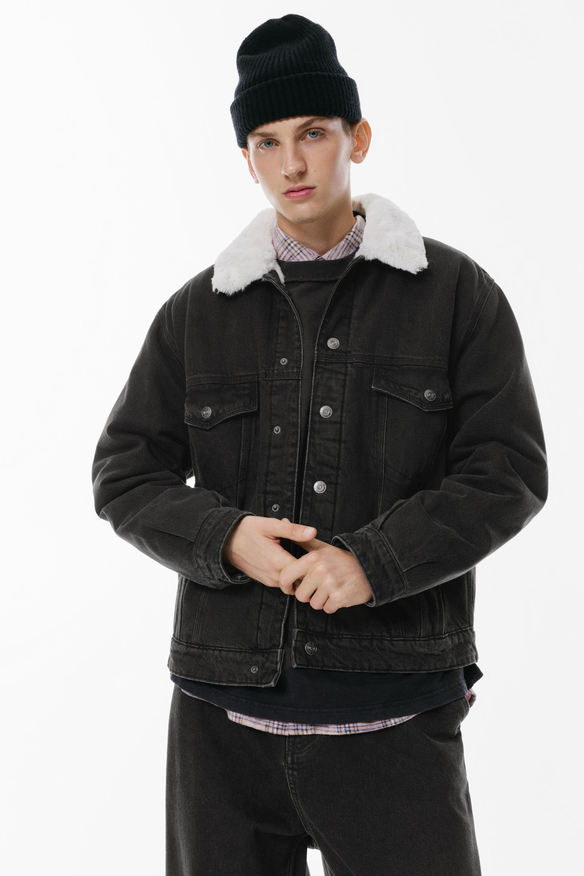 Jeansjacke Mit Fellkragen