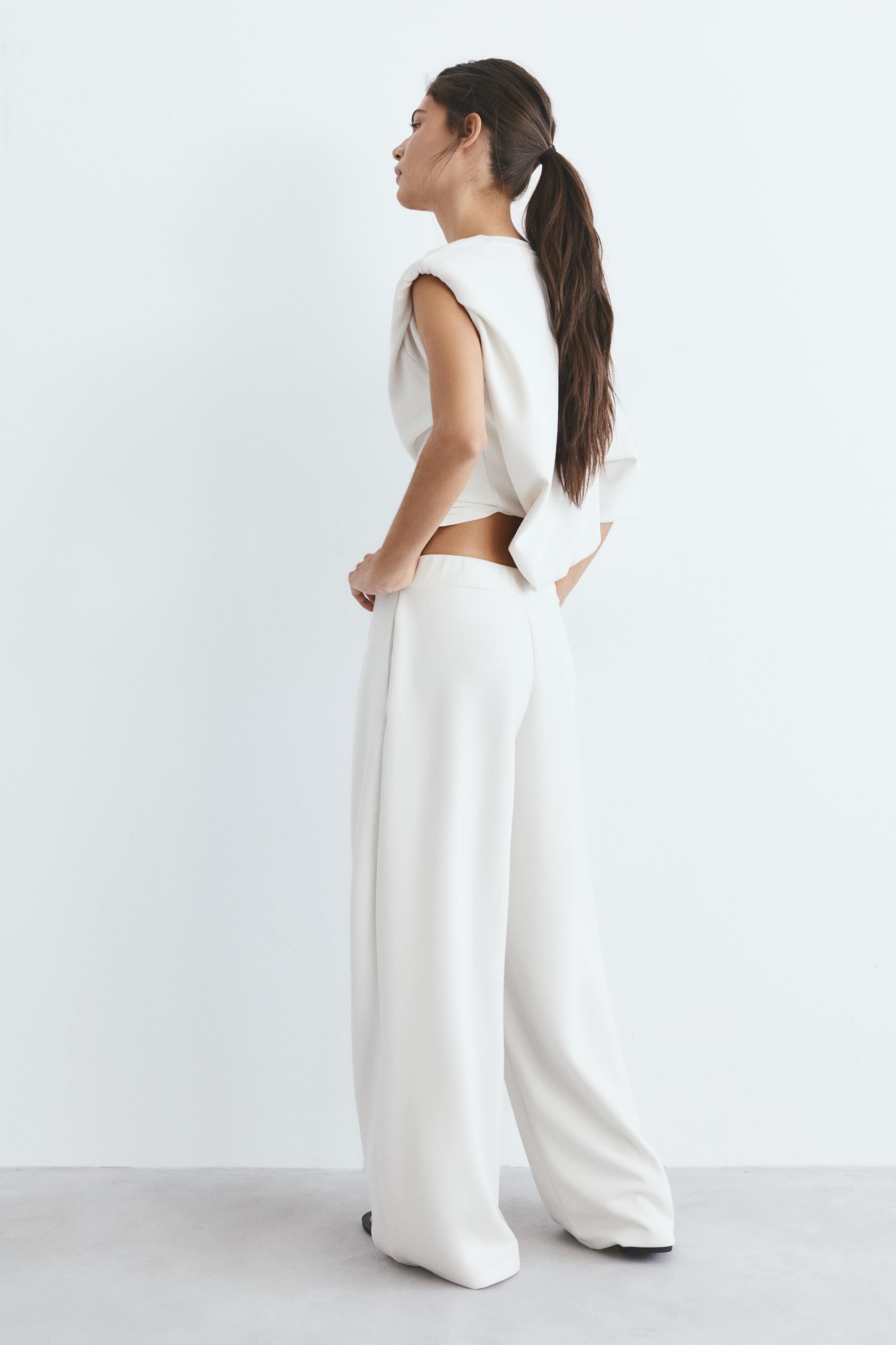 Soft-touch wide-leg darted trousers — Ecru
