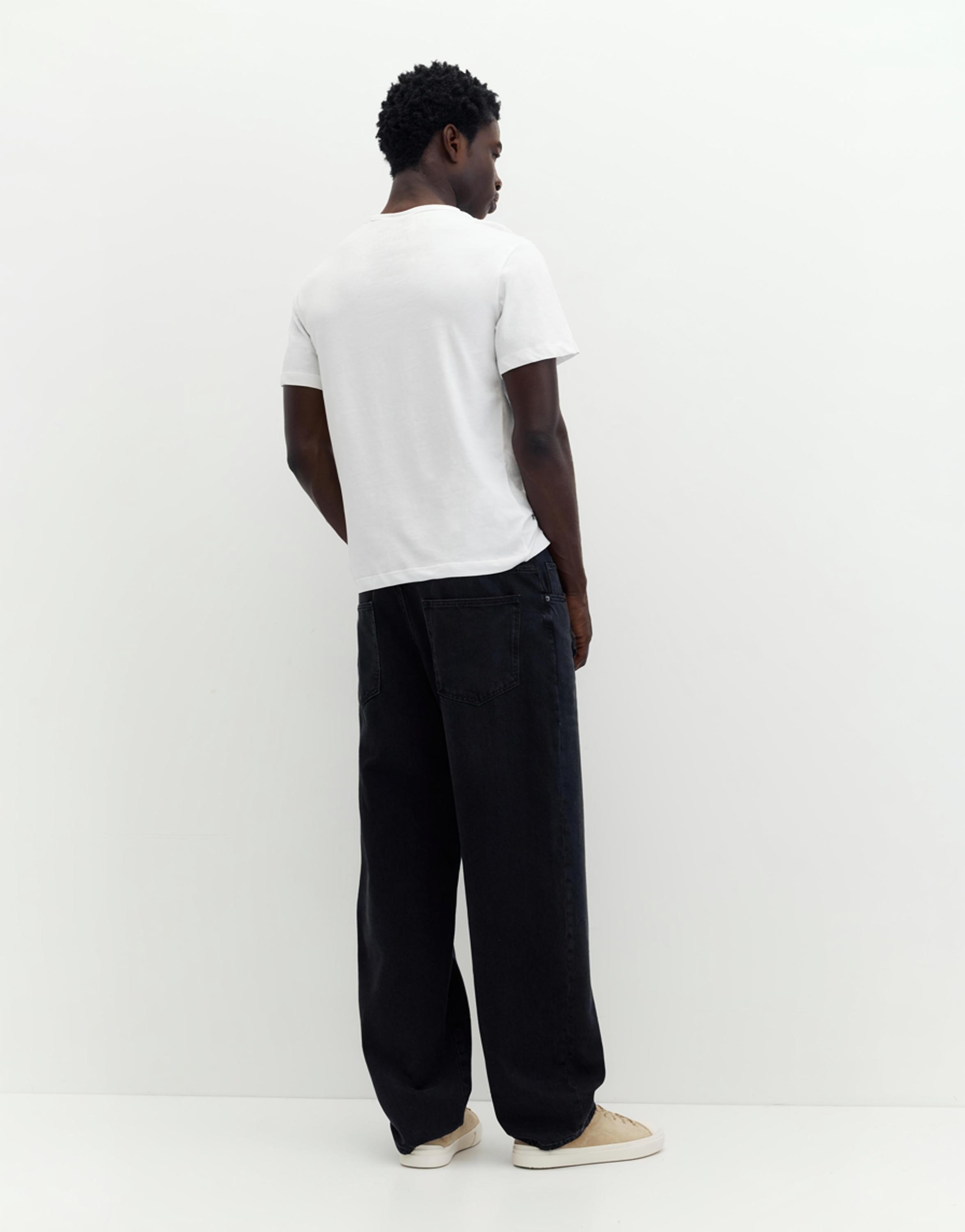 Slim fit basic T-shirt — White