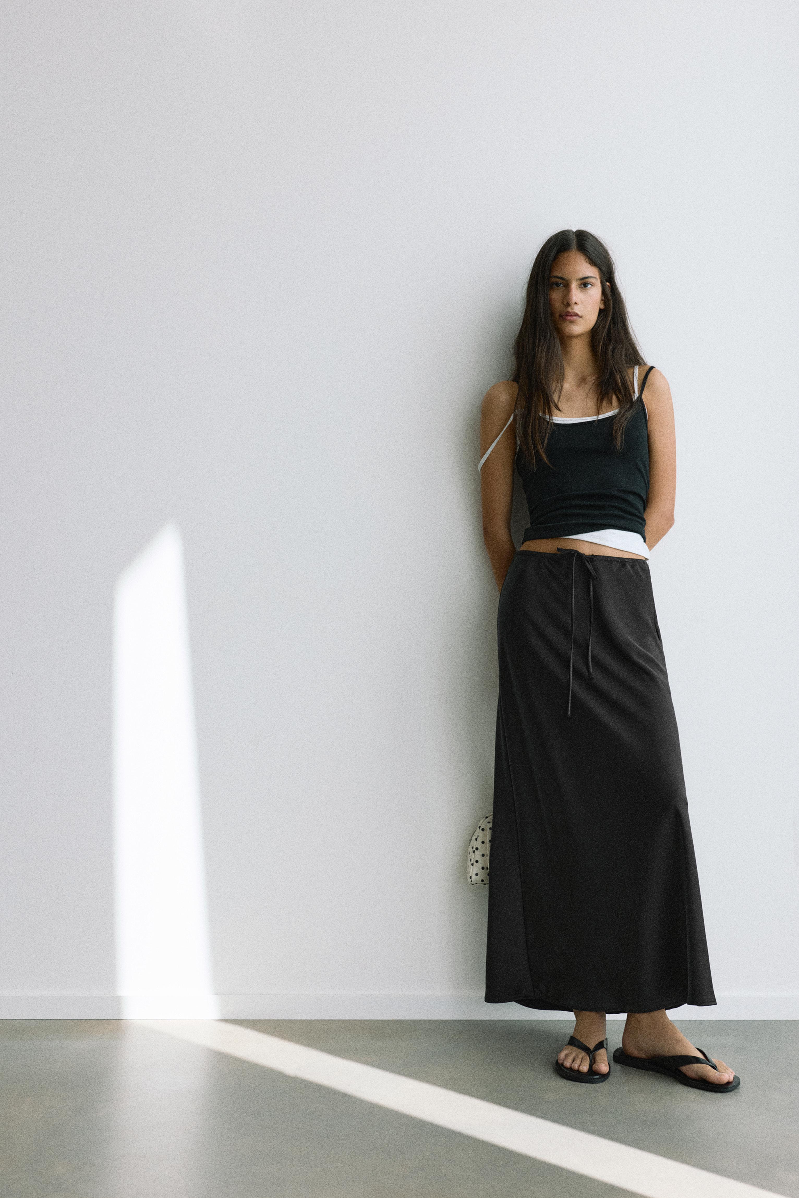 Satin midi skirt — Black