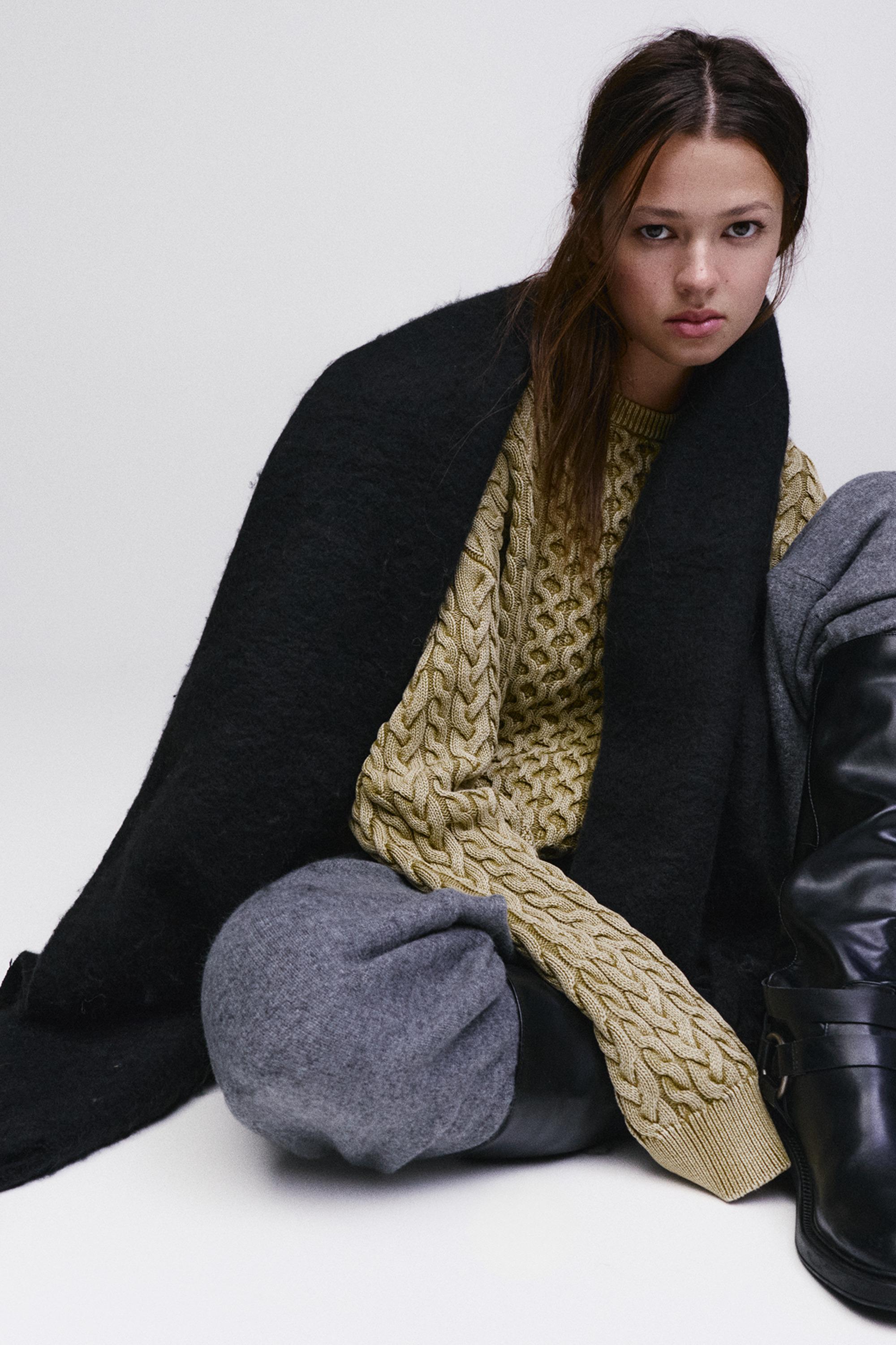 Maxi mohair-effect scarf — Black