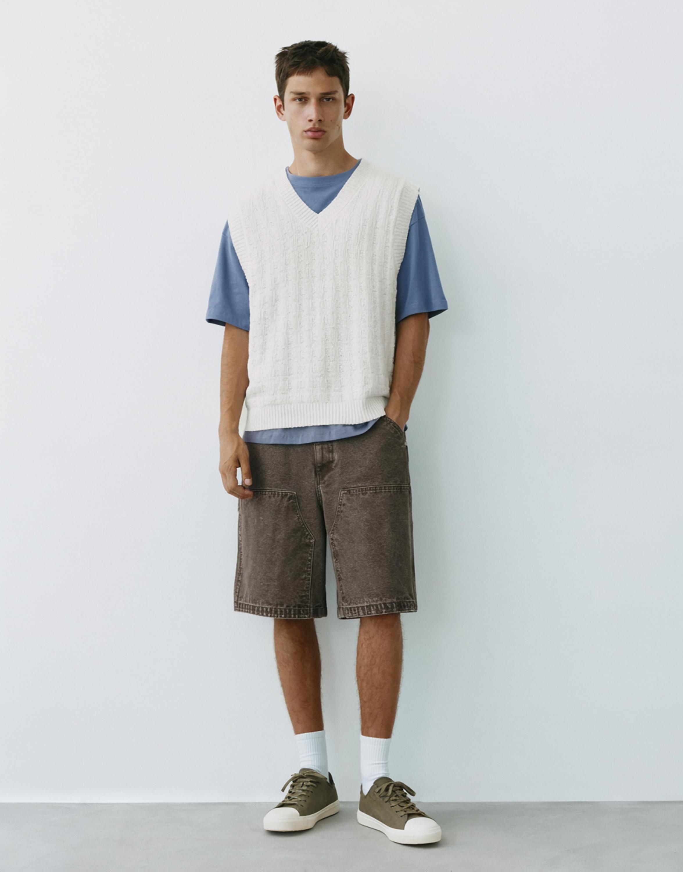 Bouclé vest — Bright white