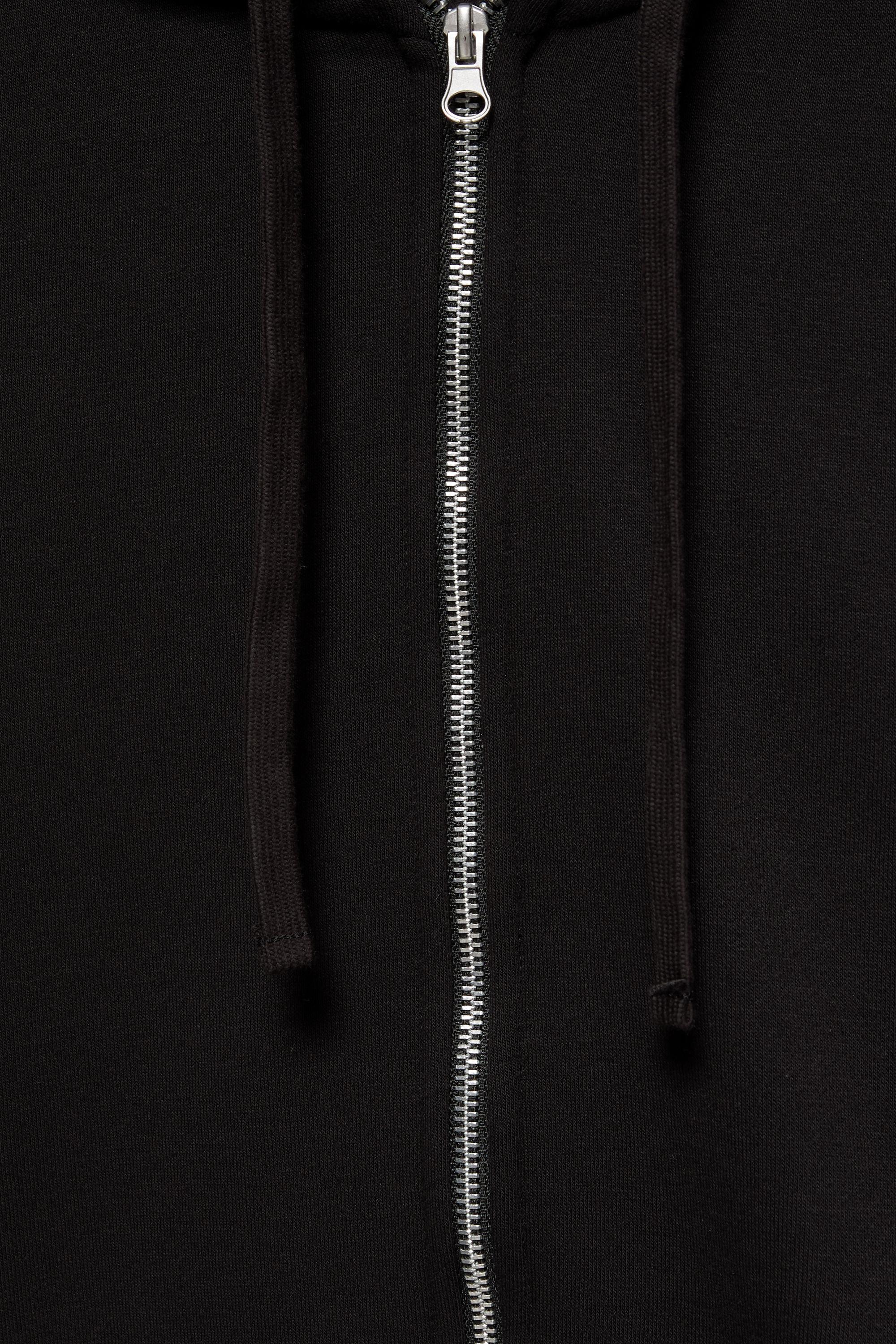 Zip-up hoodie — Black