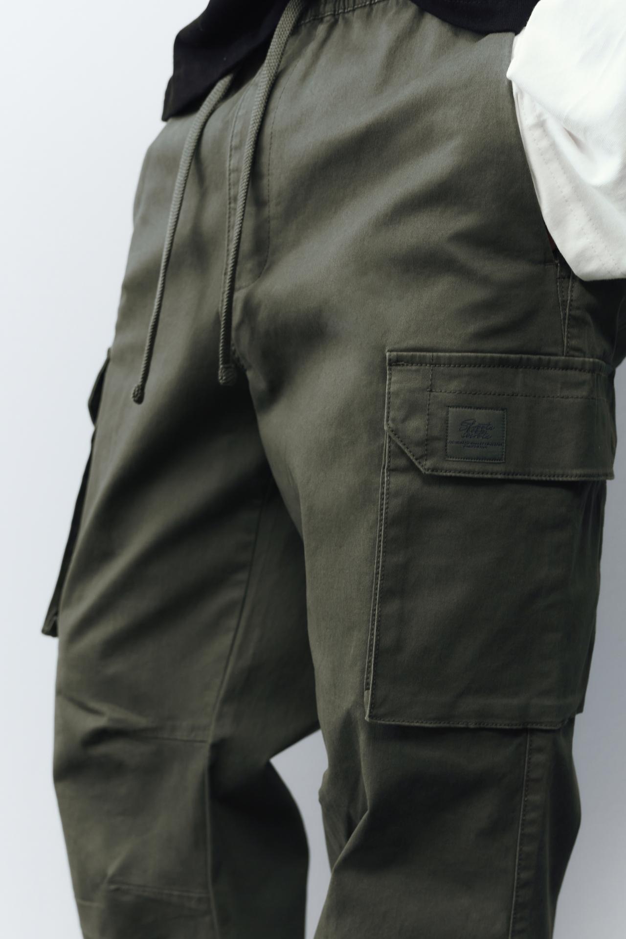 Cargo joggers — Pale khaki
