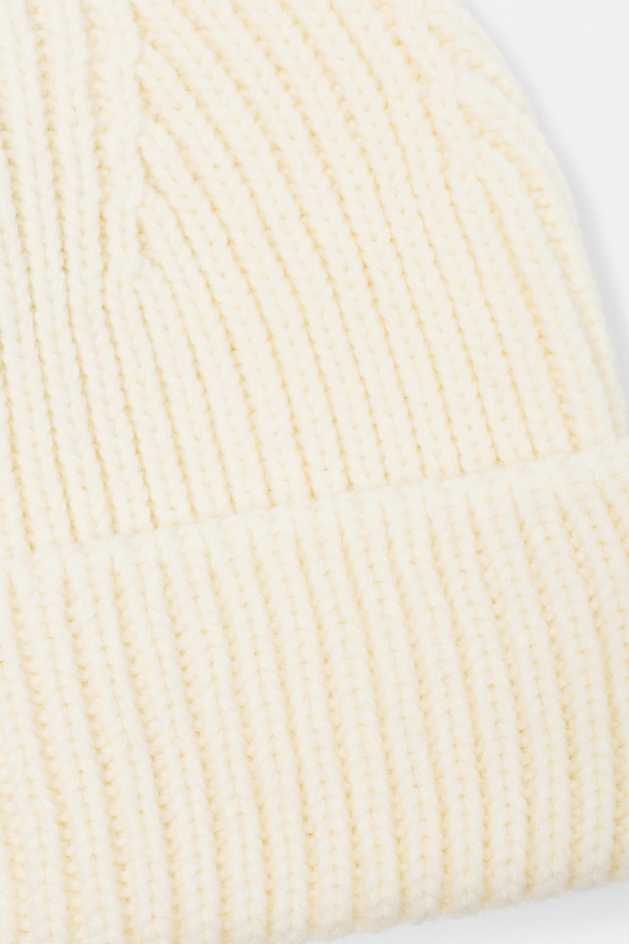 Chunky knit beanie — Off white
