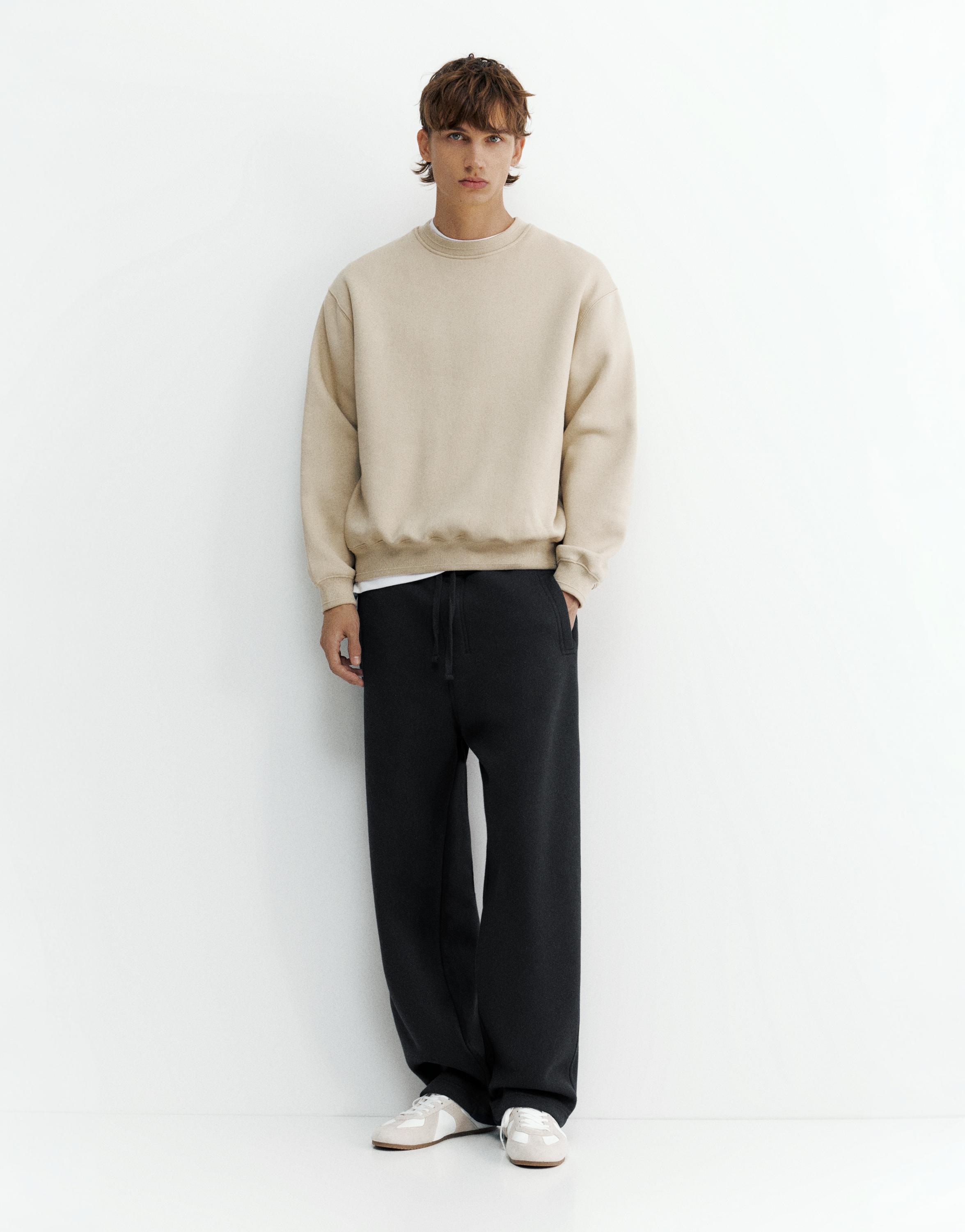 Baggy joggers — Black