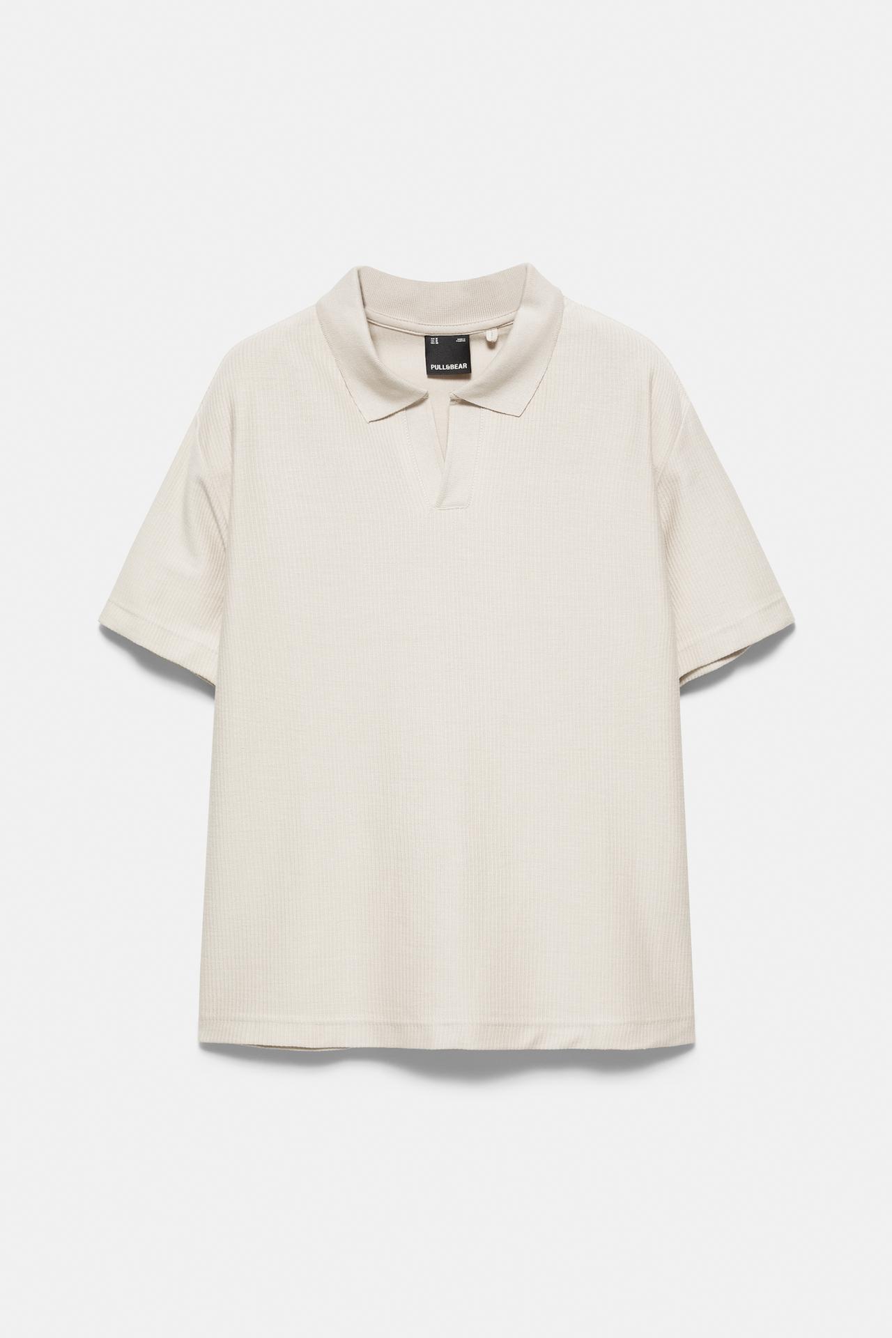 Textured short sleeve polo shirt — Stone