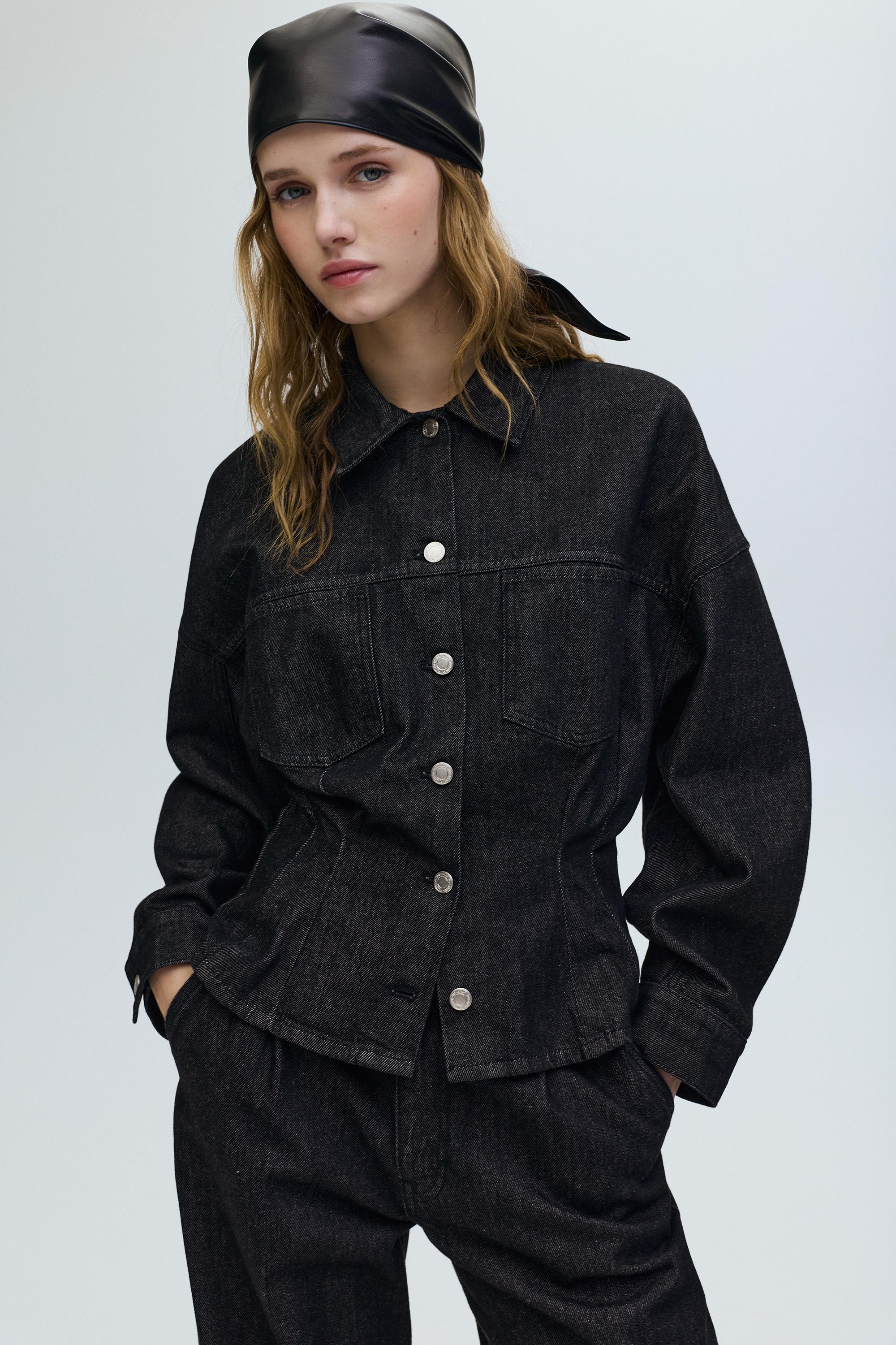 Fitted denim shirt with pleats — Black