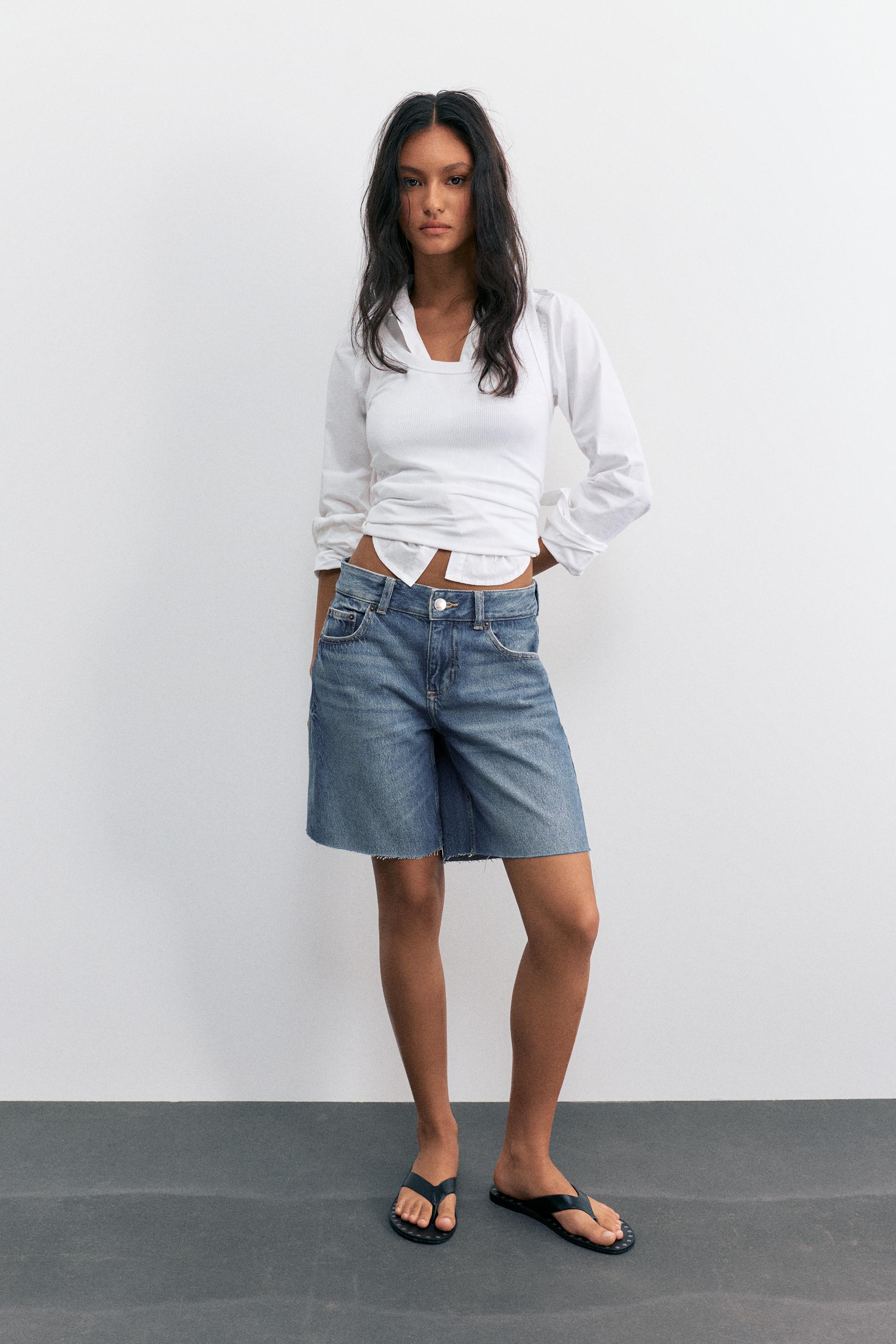 Low-rise denim Bermuda shorts — Medium blue