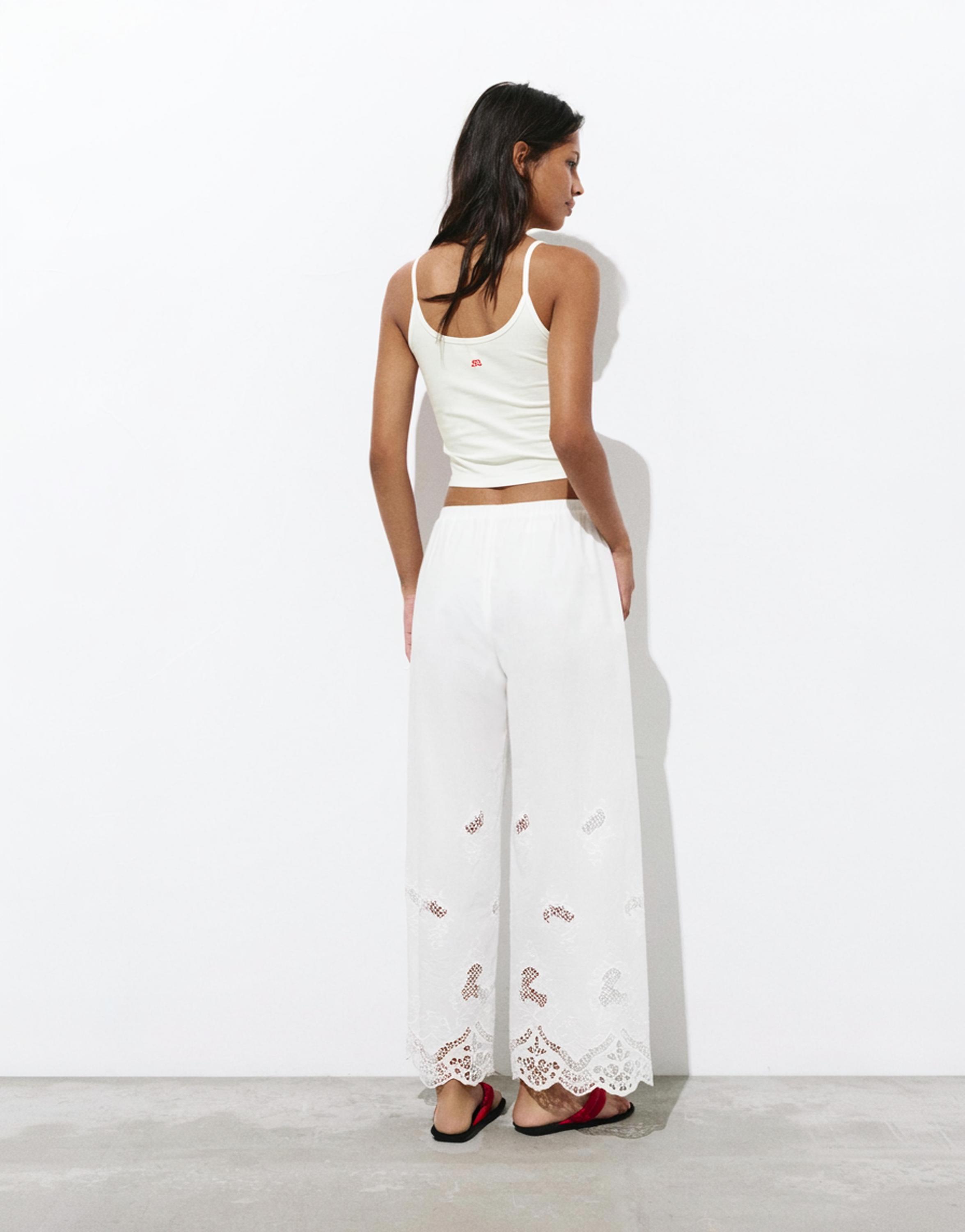 Hibiscus flower strappy top — Red