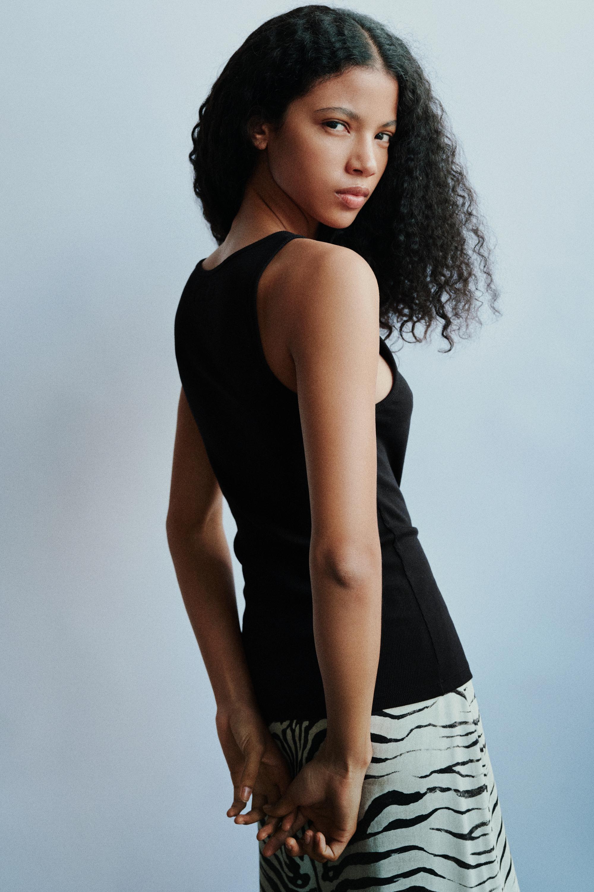 Metal appliqué tank top — Black