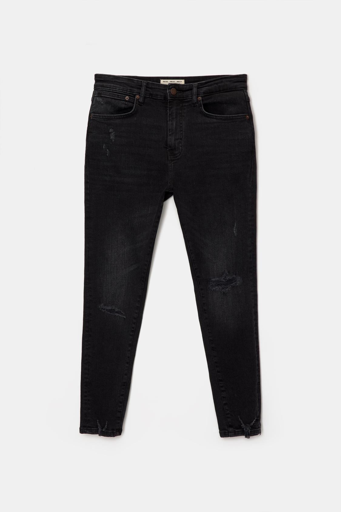 Ripped carrot fit jeans PULL&BEAR