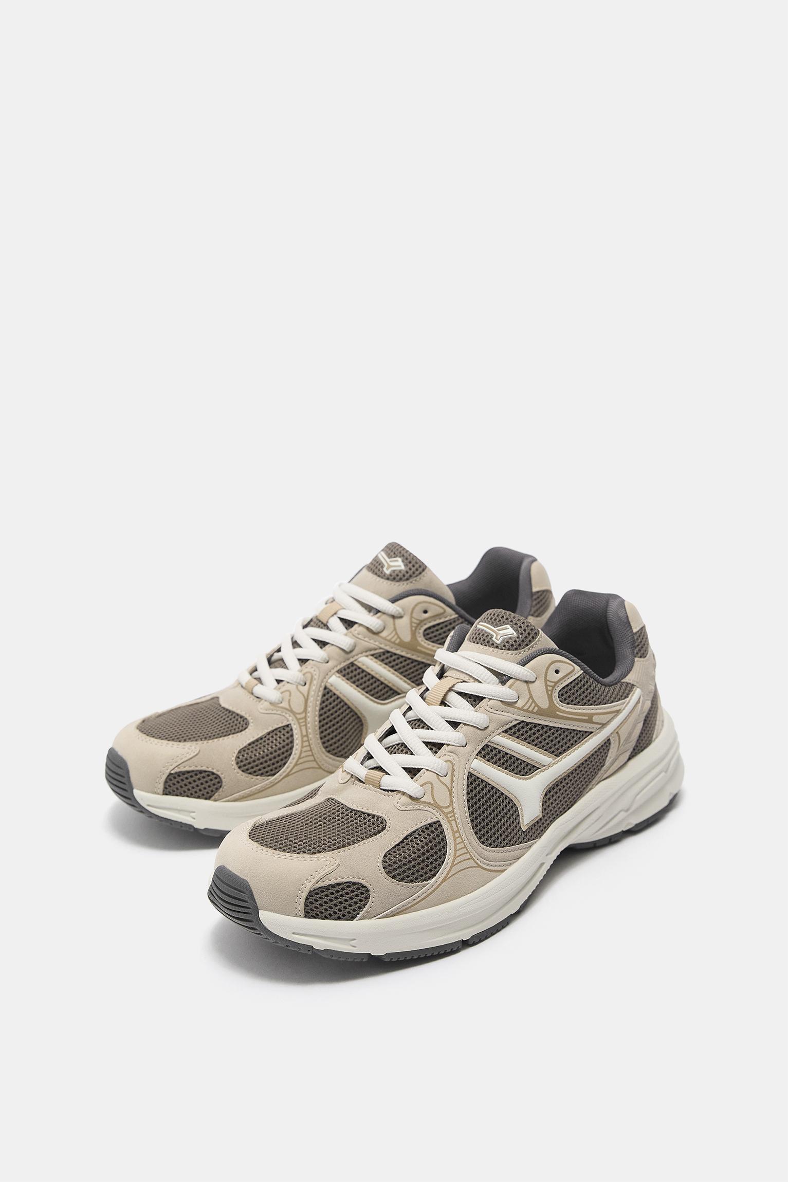 Multi-piece trainers — Brown
