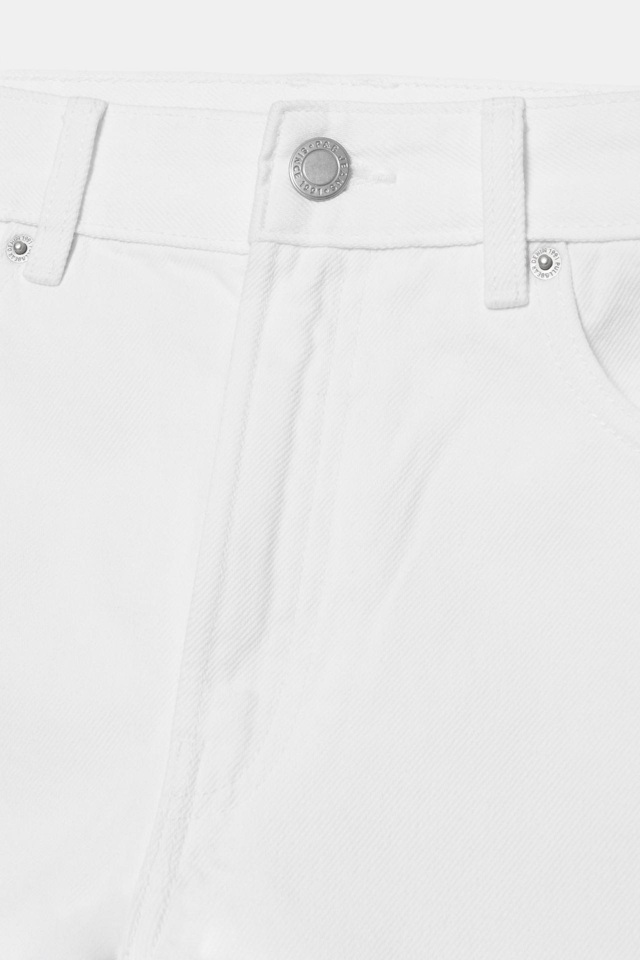 Denim mom fit shorts with turn-up hems — White