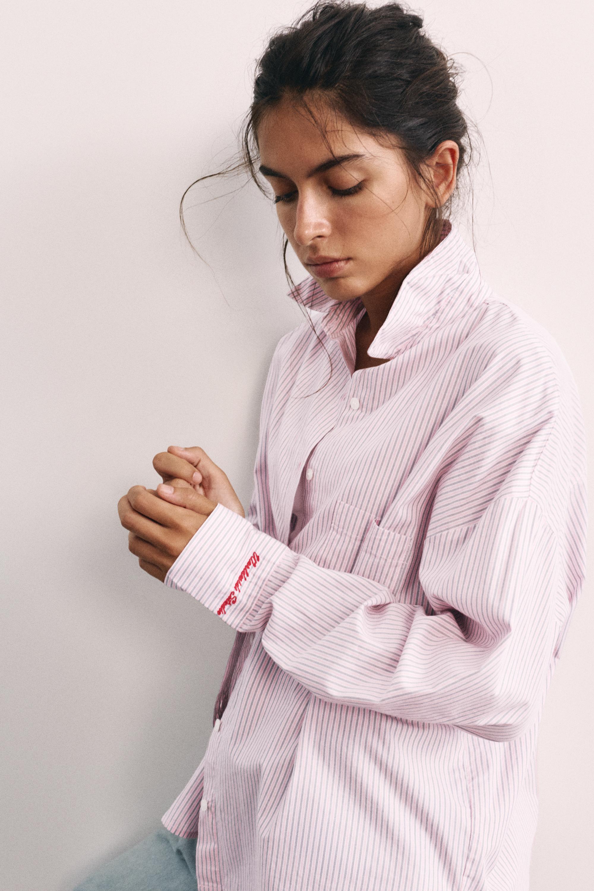 Embroidered striped shirt — Pastel pink
