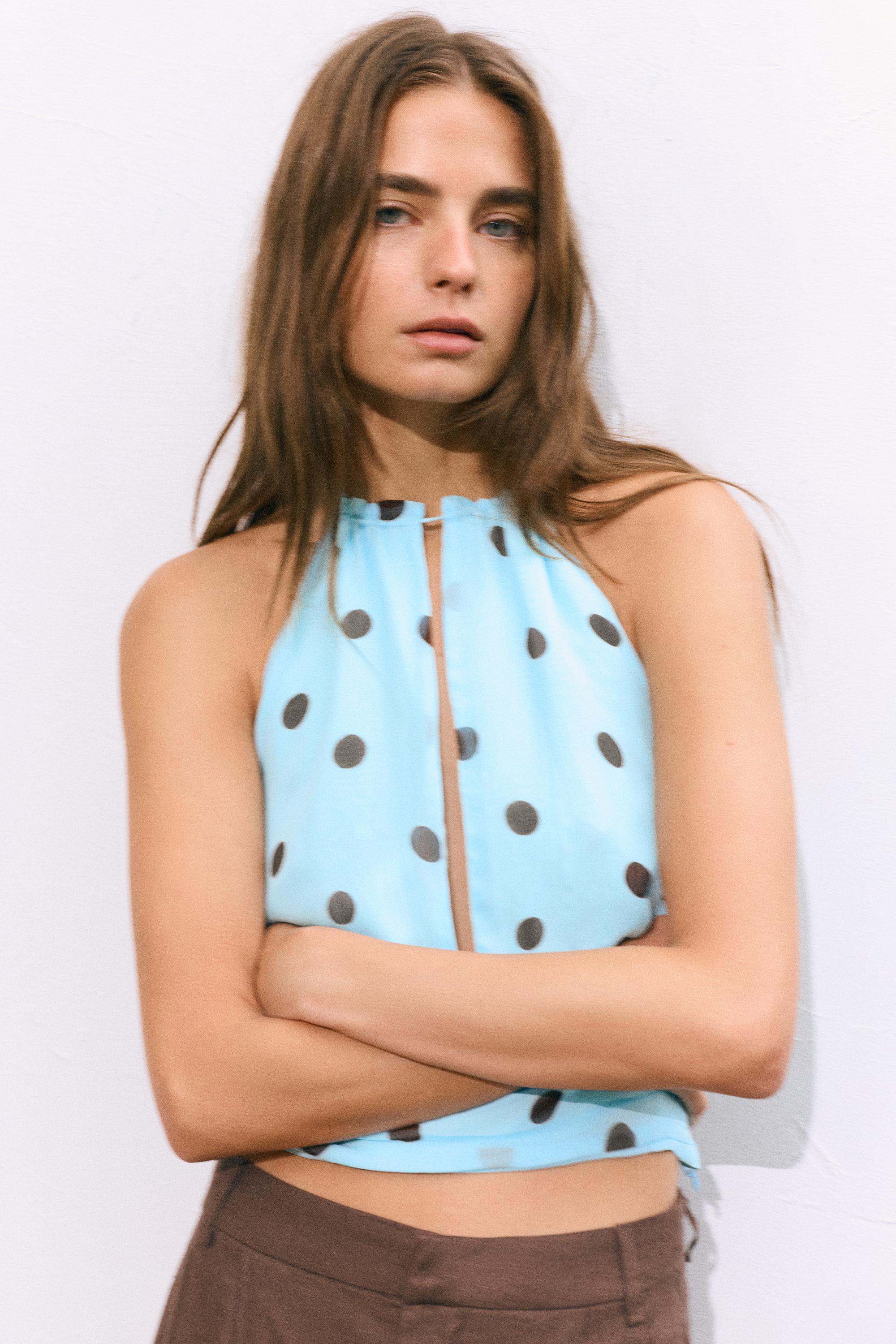Polka dot halter top with cutout — Pale turquoise