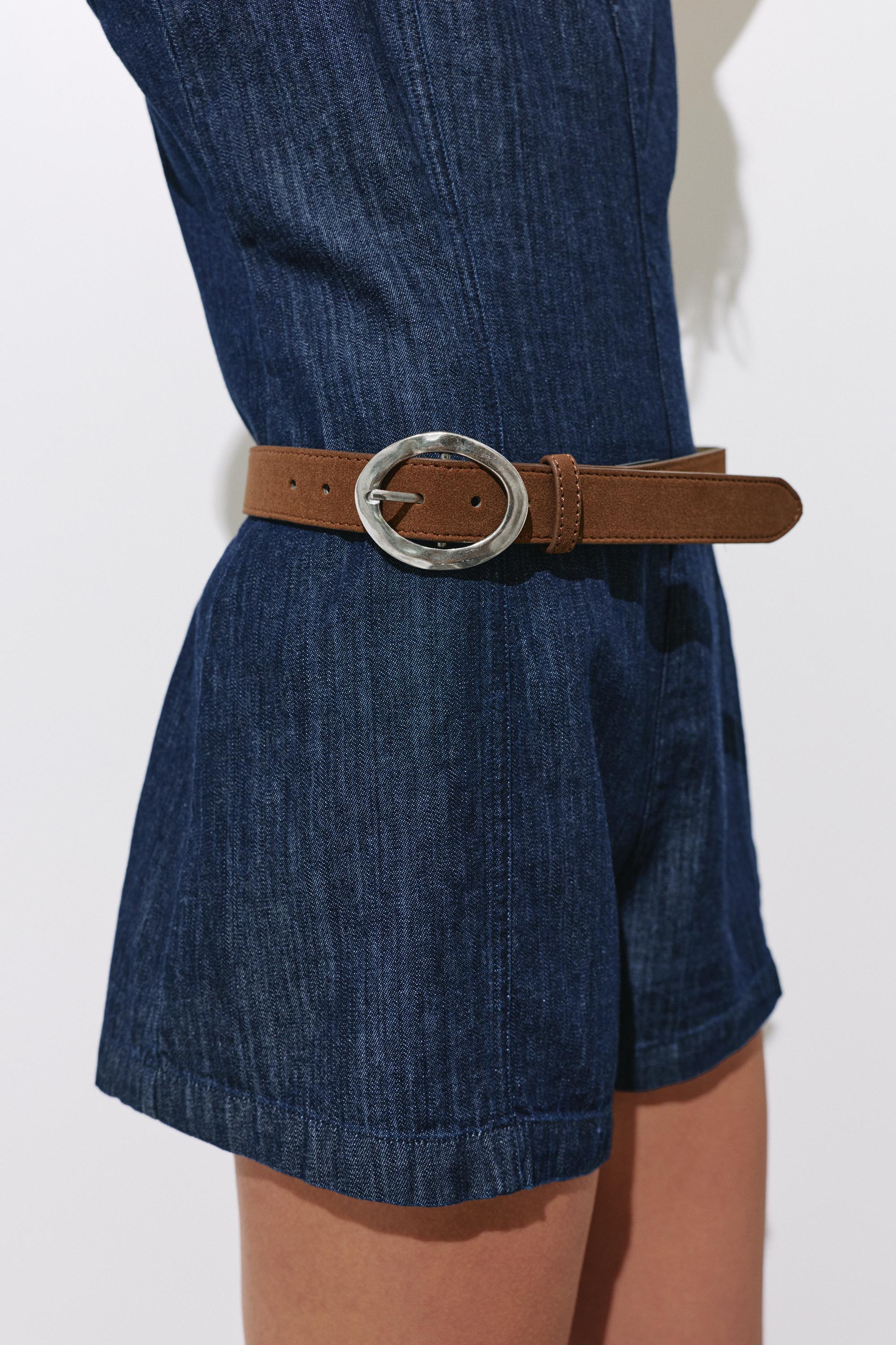 Belt with oval buckle — Ocher