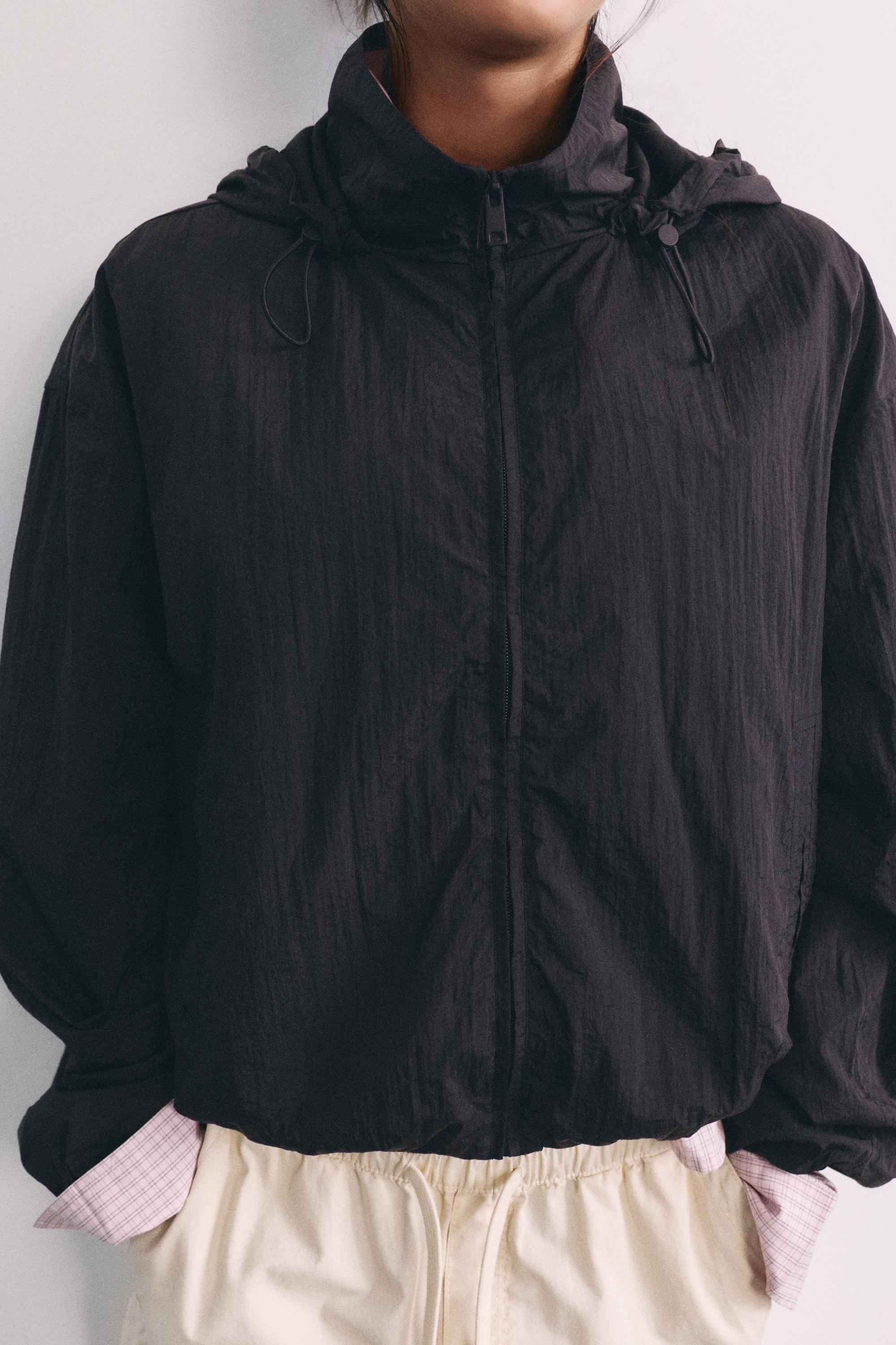 Lightweight hooded jacket — Black