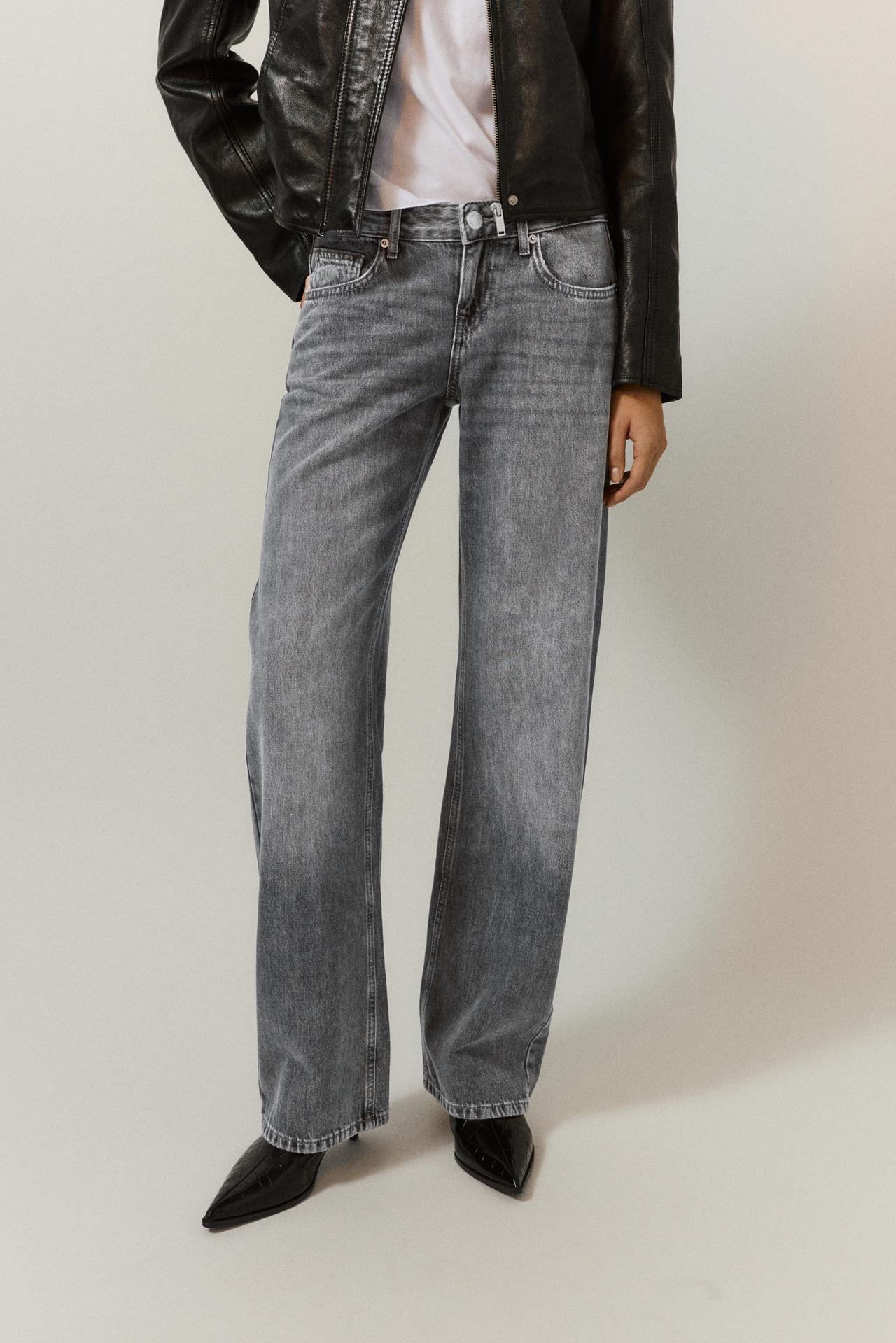 Low-rise star straight-leg jeans — Grey